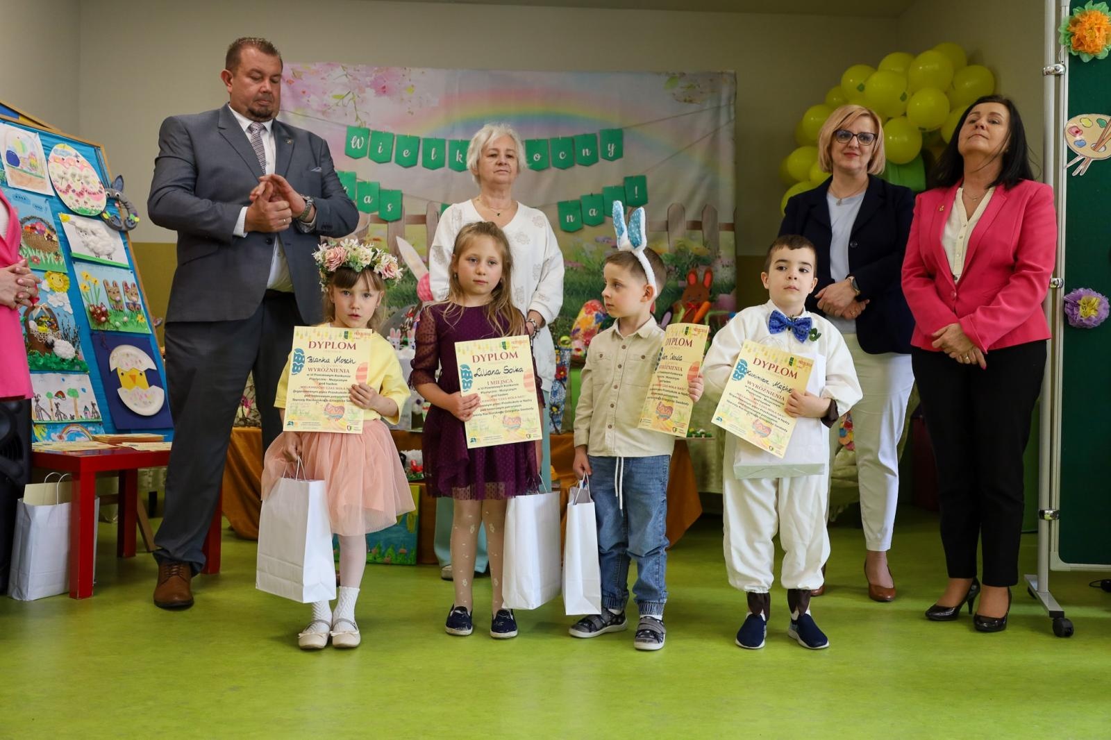Zdjęcie w galerii na portalu naszraciborz.pl: Wielkanocny czas woła nas. Konkurs w Nędzy pełen kolorów i muzyki wiadomości z regionu