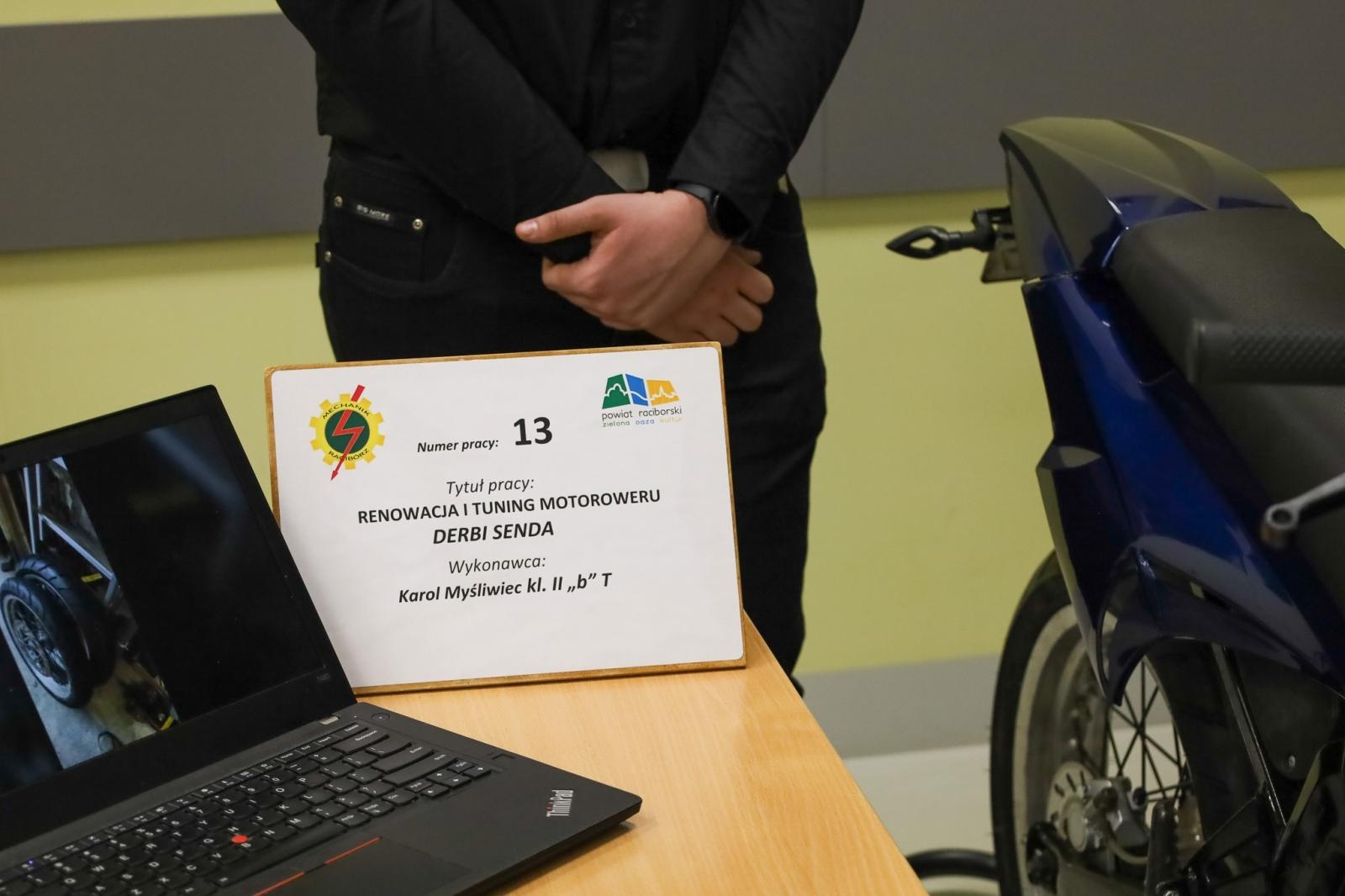 Zdjęcie w galerii na portalu naszraciborz.pl: Konkurs prac uczniowskich w Mechaniku. Najlepsi młodzi konstruktorzy nagrodzeni wiadomości z regionu