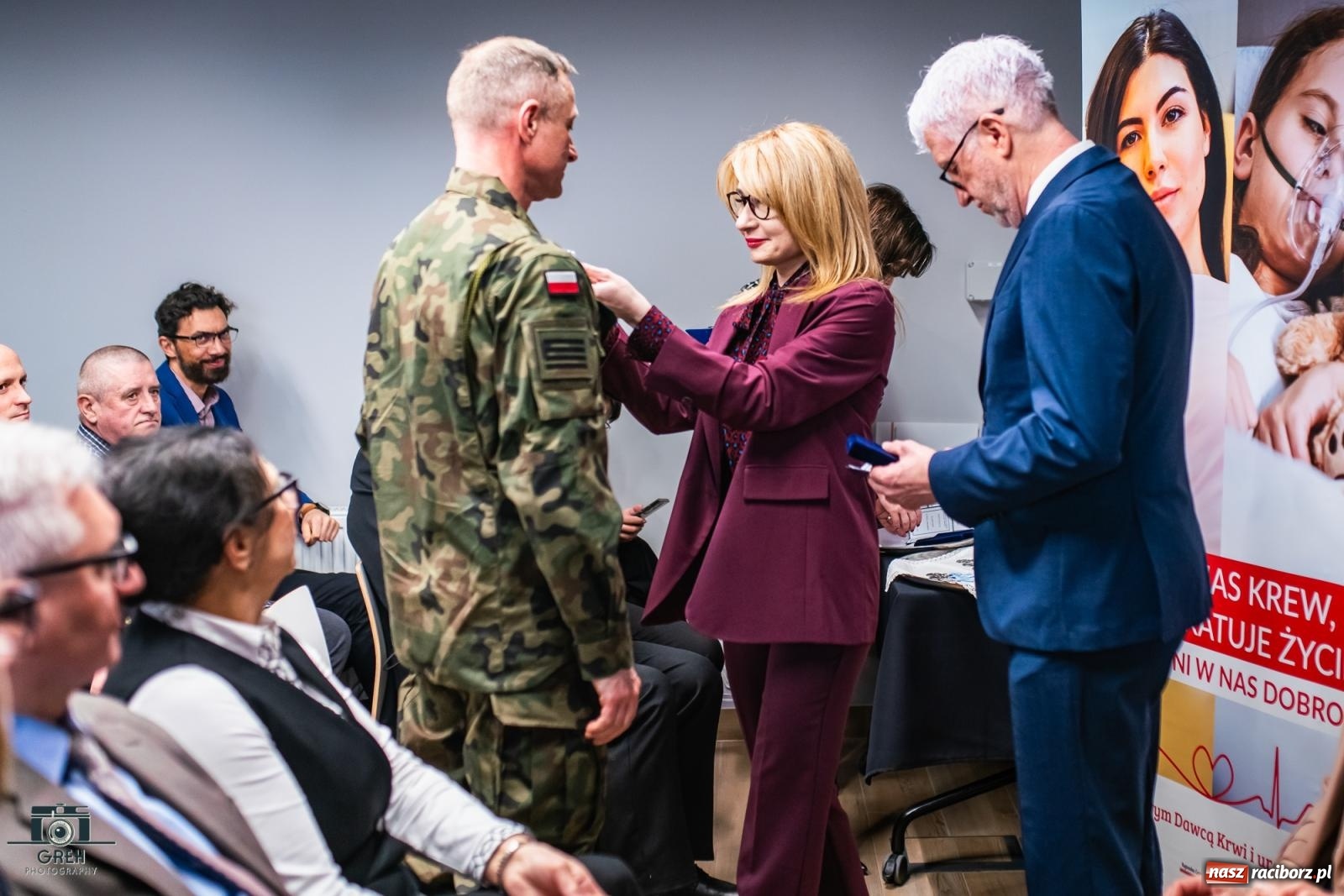 Zdjęcie w galerii na portalu naszraciborz.pl: 25 bohaterów uhonorowanych. Akcja krwiodawstwa z zielonym akcentem w Raciborzu [FOTO i WIDEO] wiadomości z regionu