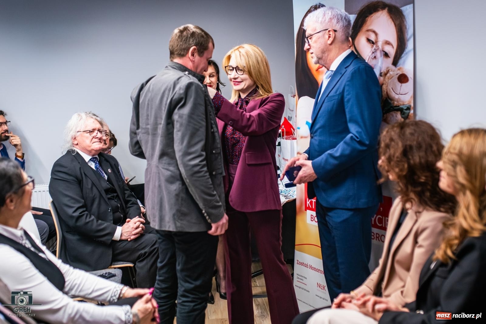 Zdjęcie w galerii na portalu naszraciborz.pl: 25 bohaterów uhonorowanych. Akcja krwiodawstwa z zielonym akcentem w Raciborzu [FOTO i WIDEO] wiadomości z regionu