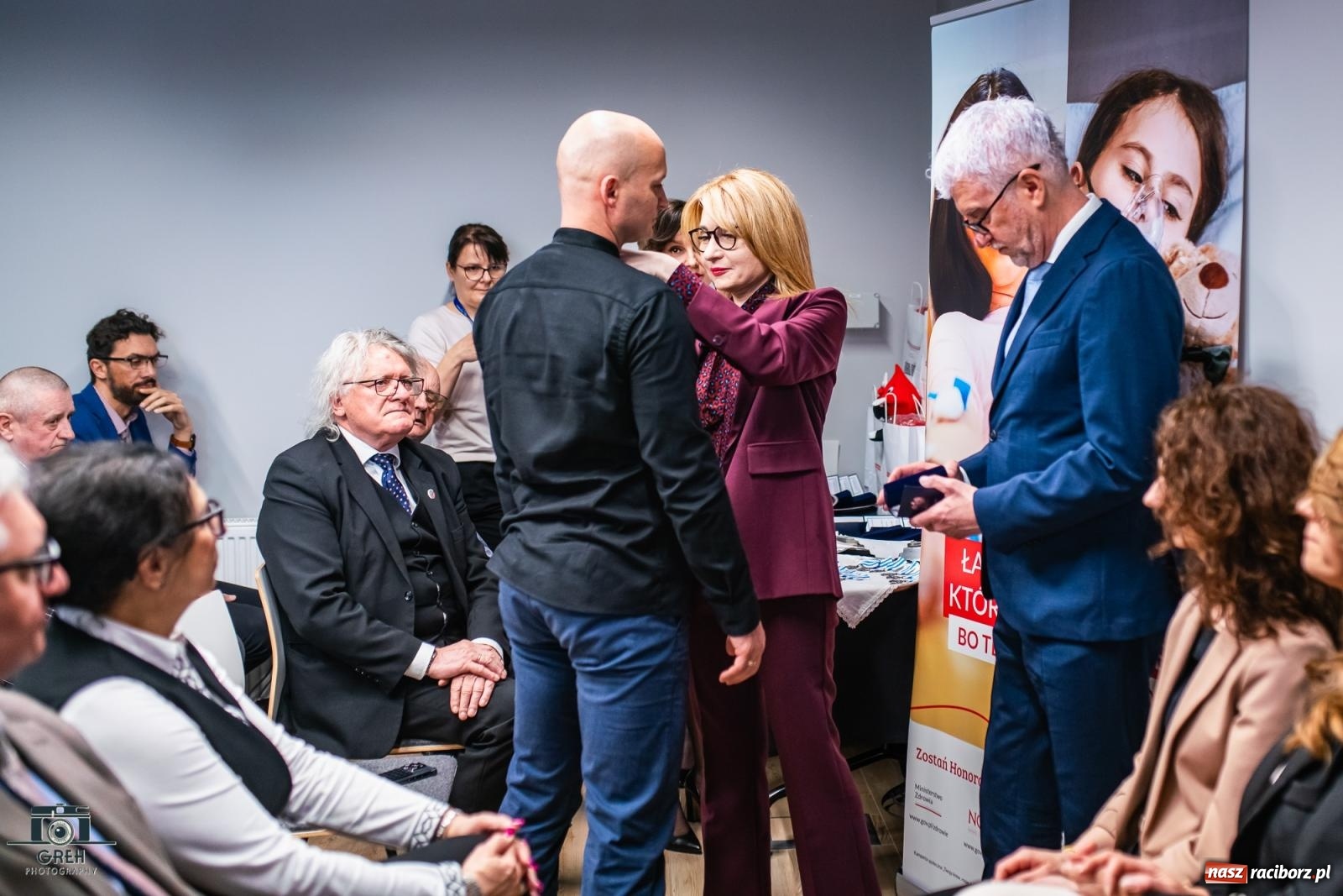 Zdjęcie w galerii na portalu naszraciborz.pl: 25 bohaterów uhonorowanych. Akcja krwiodawstwa z zielonym akcentem w Raciborzu [FOTO i WIDEO] wiadomości z regionu