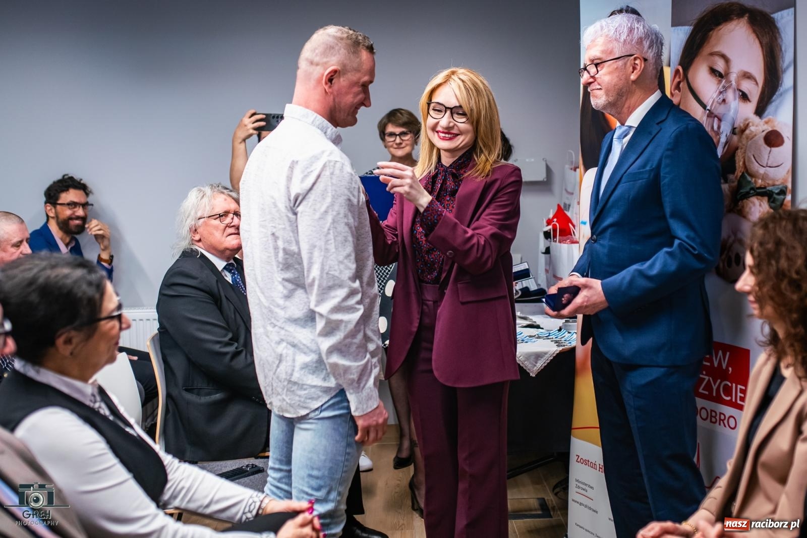 Zdjęcie w galerii na portalu naszraciborz.pl: 25 bohaterów uhonorowanych. Akcja krwiodawstwa z zielonym akcentem w Raciborzu [FOTO i WIDEO] wiadomości z regionu