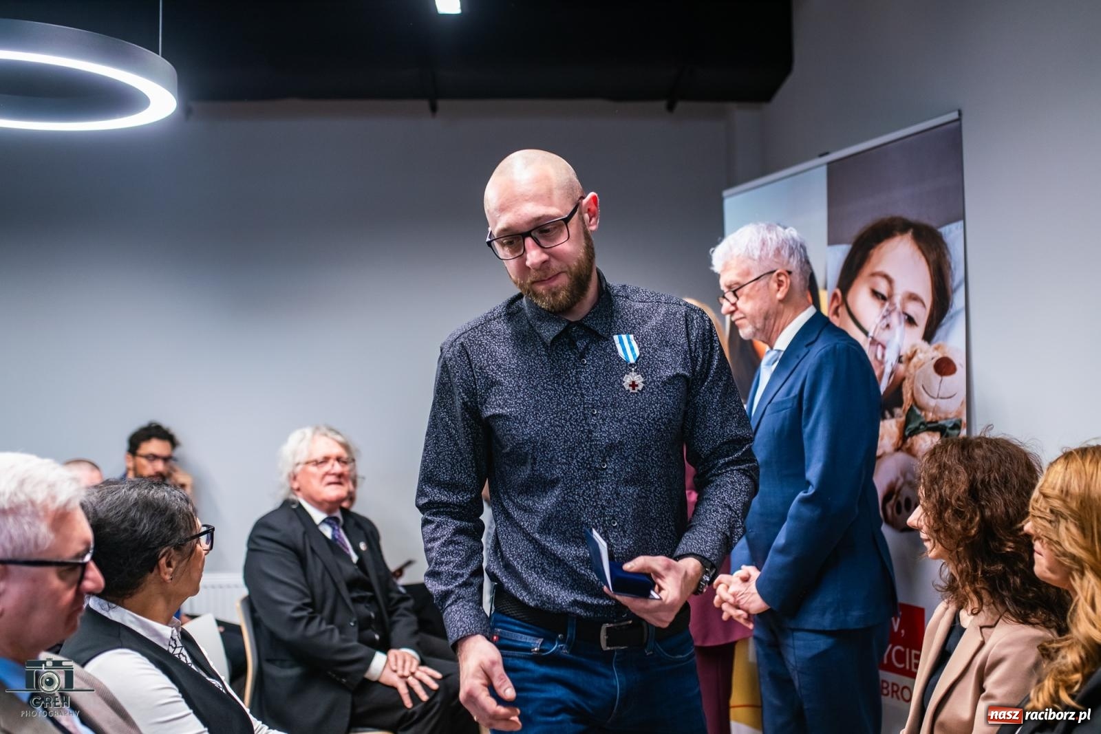 Zdjęcie w galerii na portalu naszraciborz.pl: 25 bohaterów uhonorowanych. Akcja krwiodawstwa z zielonym akcentem w Raciborzu [FOTO i WIDEO] wiadomości z regionu