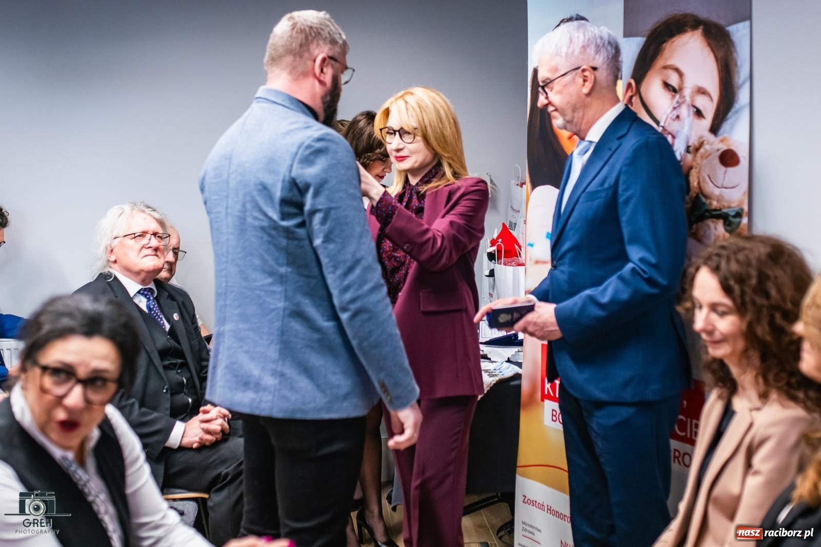 Zdjęcie w galerii na portalu naszraciborz.pl: 25 bohaterów uhonorowanych. Akcja krwiodawstwa z zielonym akcentem w Raciborzu [FOTO i WIDEO] wiadomości z regionu