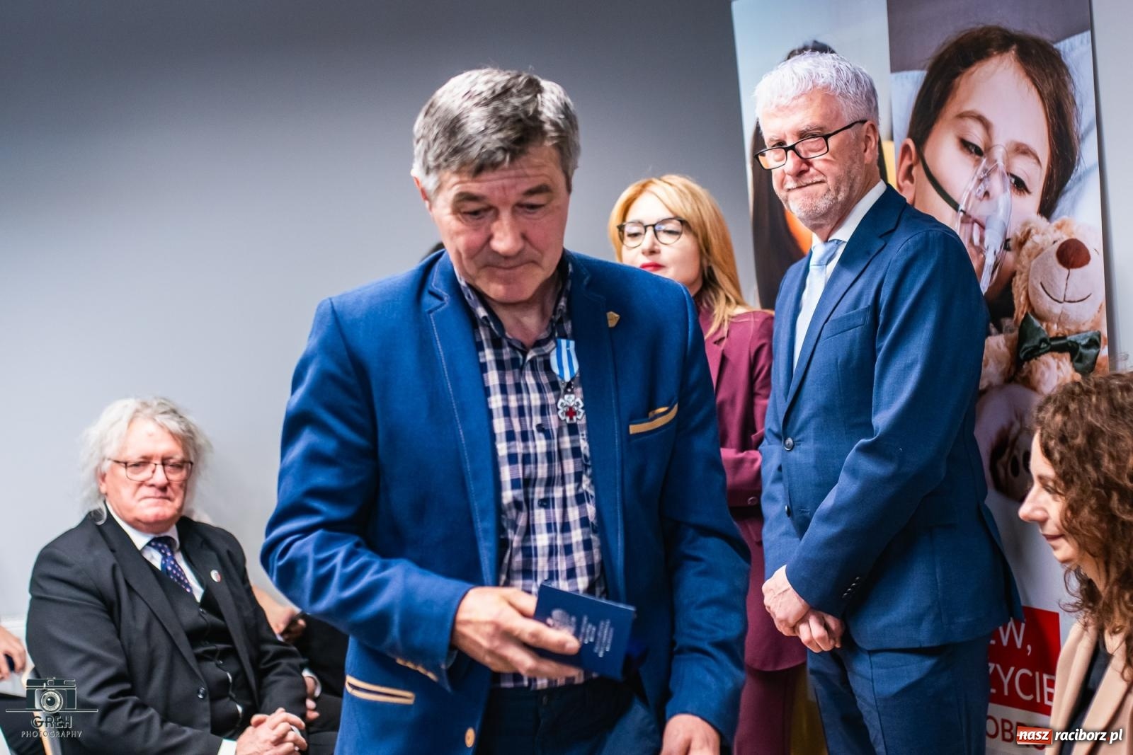 Zdjęcie w galerii na portalu naszraciborz.pl: 25 bohaterów uhonorowanych. Akcja krwiodawstwa z zielonym akcentem w Raciborzu [FOTO i WIDEO] wiadomości z regionu