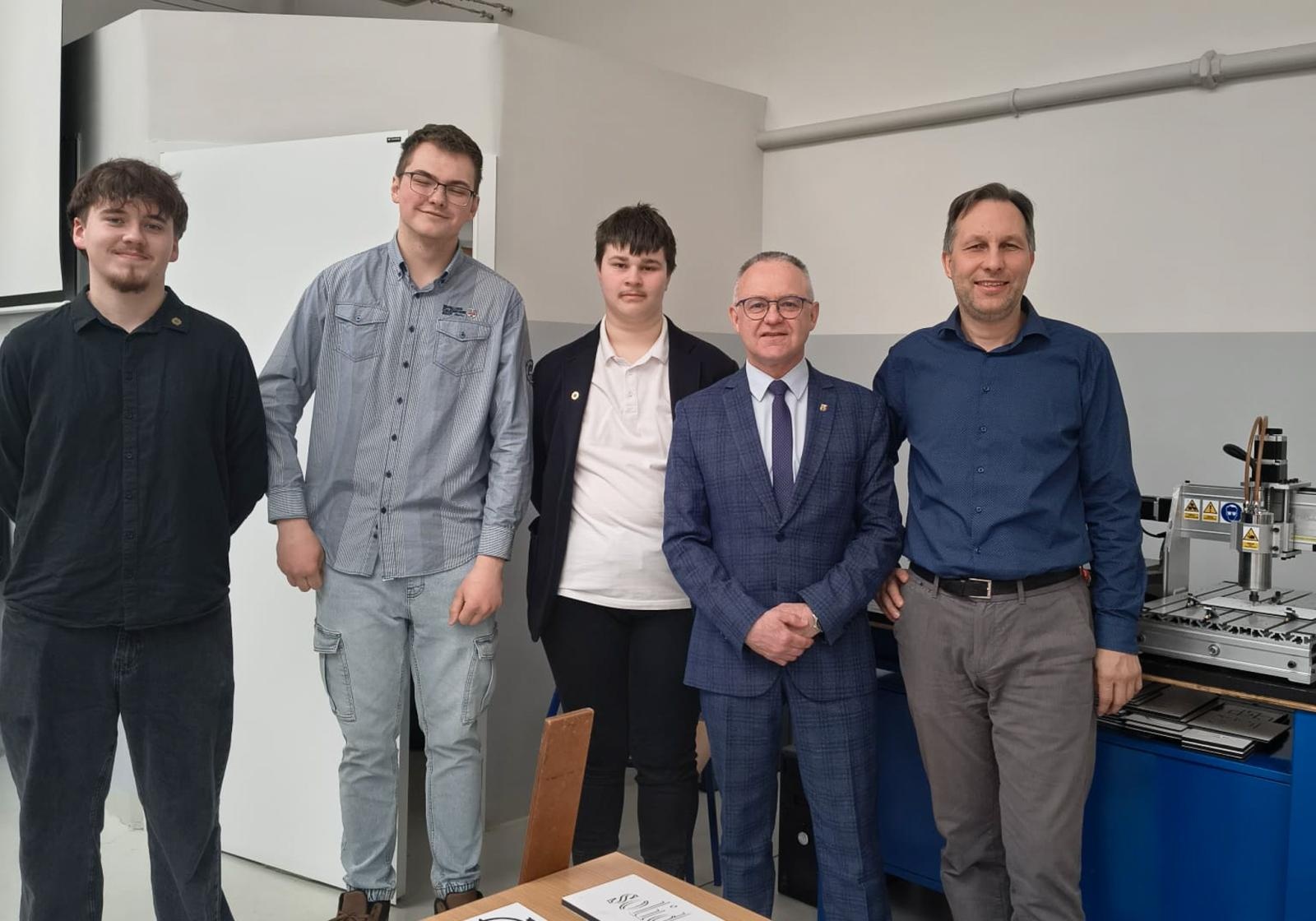 Zdjęcie w galerii na portalu naszraciborz.pl: Trwają dni otwarte szkół ponadpodstawowych w powiecie raciborskim. Ponad tysiąc miejsc czeka na absolwentów podstawówek wiadomości z regionu