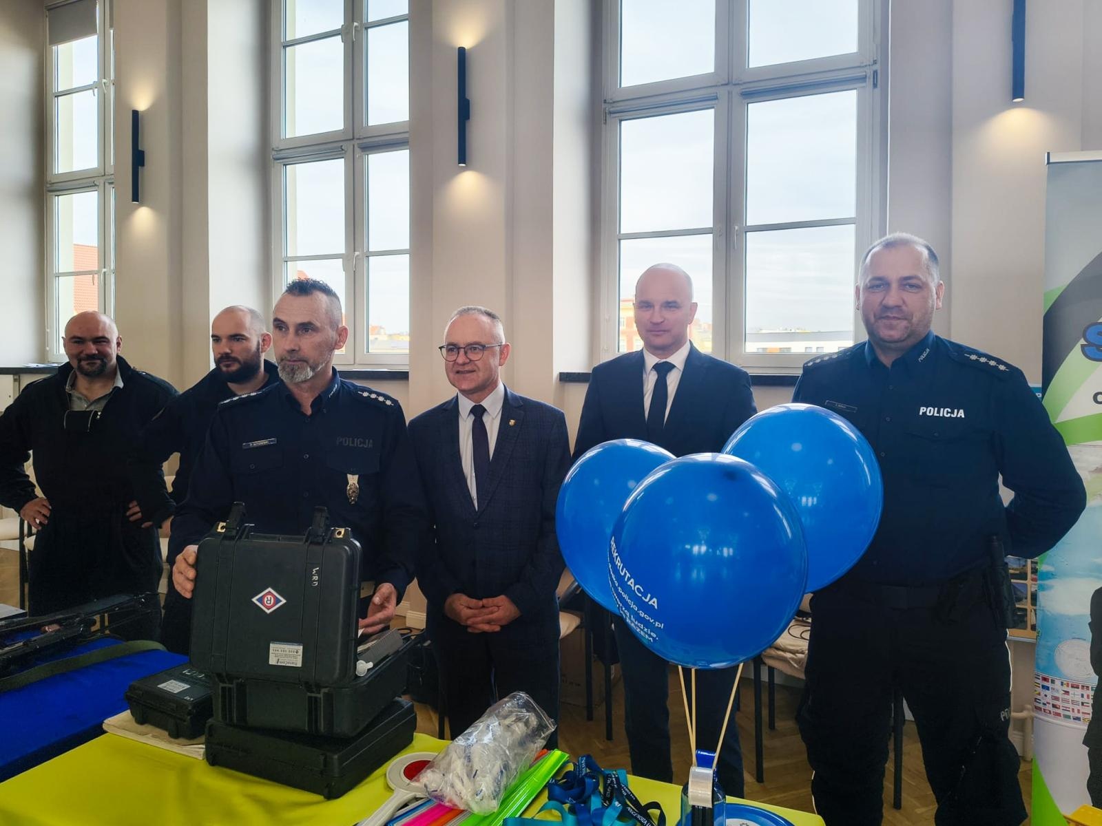 Zdjęcie w galerii na portalu naszraciborz.pl: Trwają dni otwarte szkół ponadpodstawowych w powiecie raciborskim. Ponad tysiąc miejsc czeka na absolwentów podstawówek wiadomości z regionu