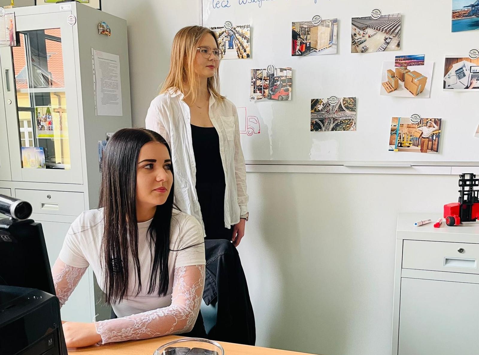 Zdjęcie w galerii na portalu naszraciborz.pl: Trwają dni otwarte szkół ponadpodstawowych w powiecie raciborskim. Ponad tysiąc miejsc czeka na absolwentów podstawówek wiadomości z regionu