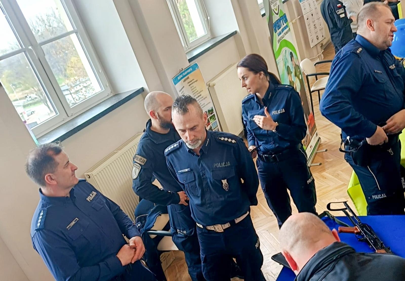 Zdjęcie w galerii na portalu naszraciborz.pl: Trwają dni otwarte szkół ponadpodstawowych w powiecie raciborskim. Ponad tysiąc miejsc czeka na absolwentów podstawówek wiadomości z regionu