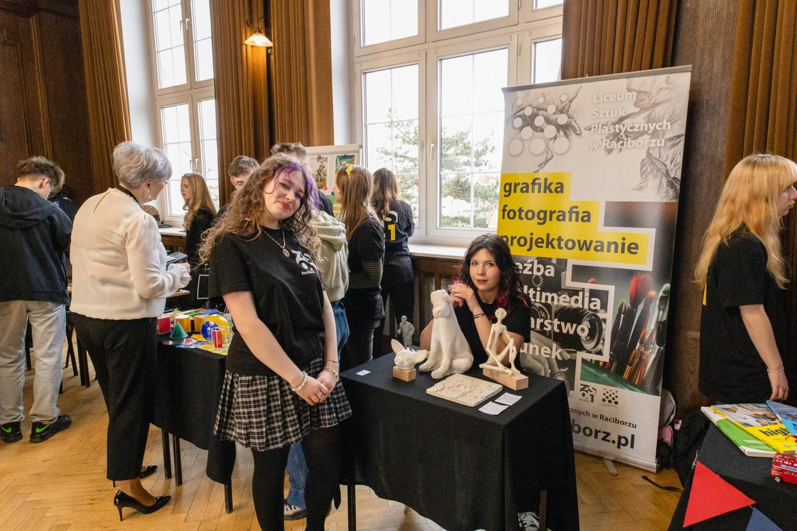 Zdjęcie w galerii na portalu naszraciborz.pl: Pierwszy dzień Dni Otwartych w ZSO nr 1 przyciągnął ósmoklasistów wiadomości z regionu