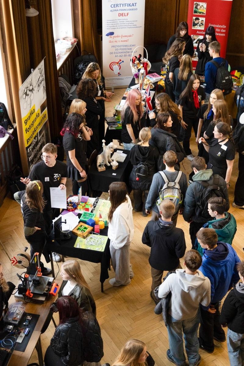 Zdjęcie w galerii na portalu naszraciborz.pl: Pierwszy dzień Dni Otwartych w ZSO nr 1 przyciągnął ósmoklasistów wiadomości z regionu