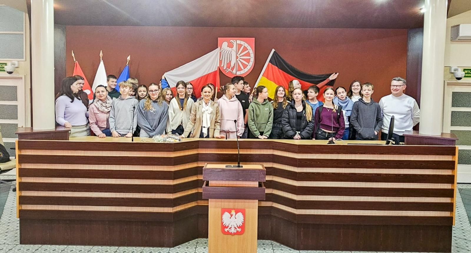 Zdjęcie w galerii na portalu naszraciborz.pl: Wizyta uczniów z Gymnasium Roth w Raciborzu w świątecznej, wielkanocnej atmosferze wiadomości z regionu