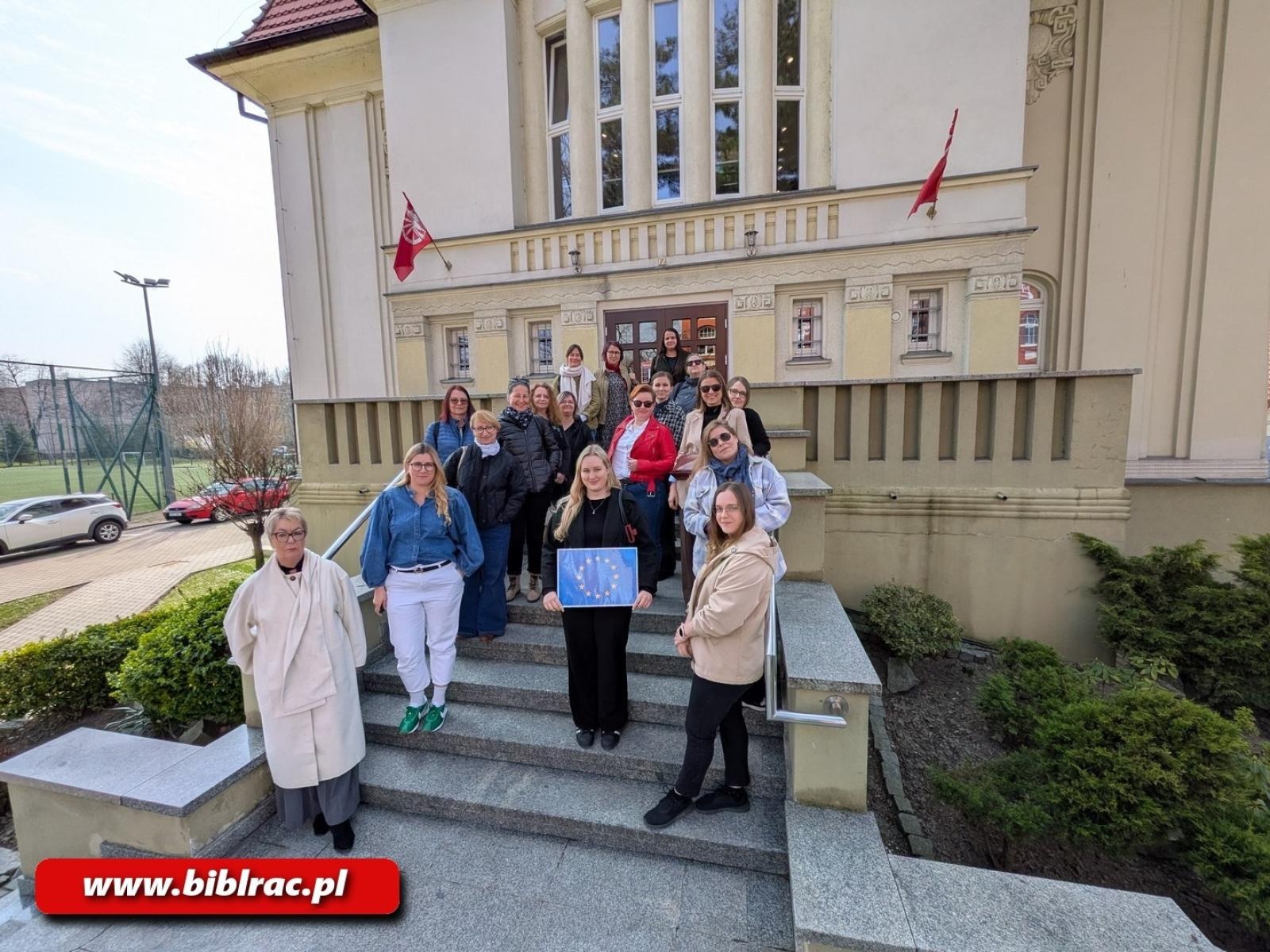 Zdjęcie w galerii na portalu naszraciborz.pl: BIBLIOTEKA NIE oGRANICzA, czyli polsko-czeskie spotkanie bibliotekarzy wiadomości z regionu