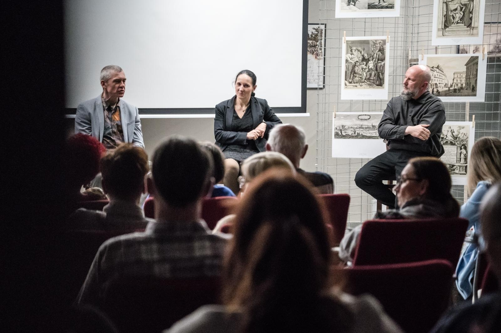 Zdjęcie w galerii na portalu naszraciborz.pl: Mistrz Jan i tajemnice zbrodni. Cykl spotkań o mrocznych historiach na Zamku Piastowskim wiadomości z regionu