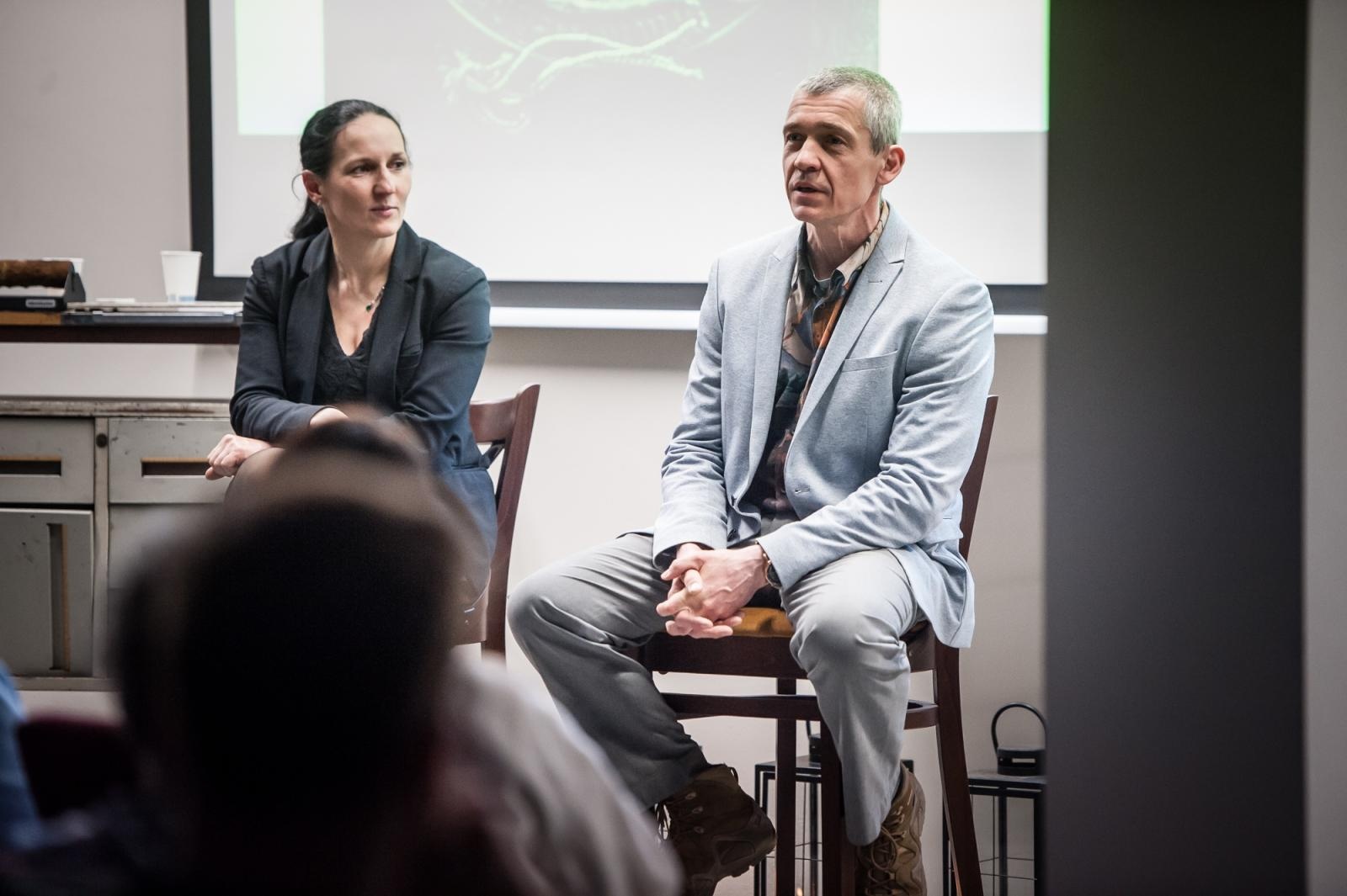 Zdjęcie w galerii na portalu naszraciborz.pl: Mistrz Jan i tajemnice zbrodni. Cykl spotkań o mrocznych historiach na Zamku Piastowskim wiadomości z regionu