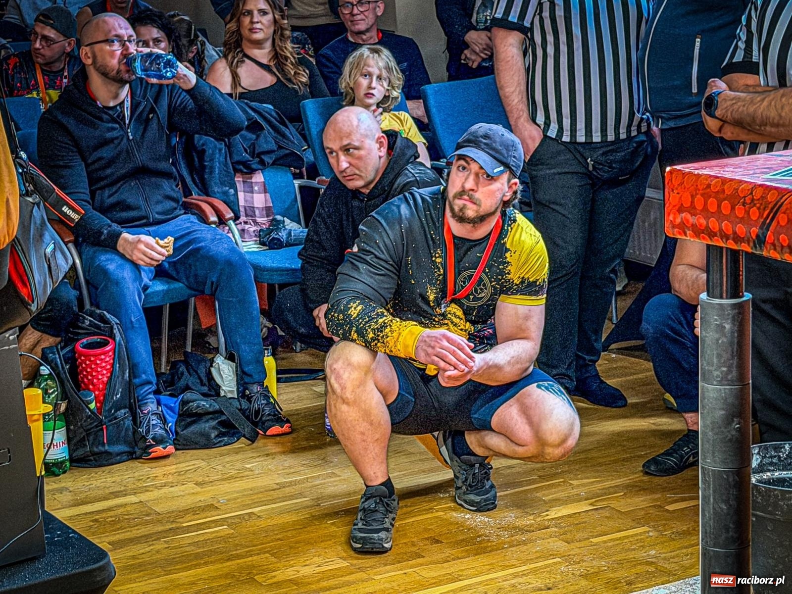 Zdjęcie w galerii na portalu naszraciborz.pl: Racibórz areną krajowej rywalizacji. Na zamku trwają XXVI Mistrzostwa Polski w Armwrestlingu wiadomości z regionu