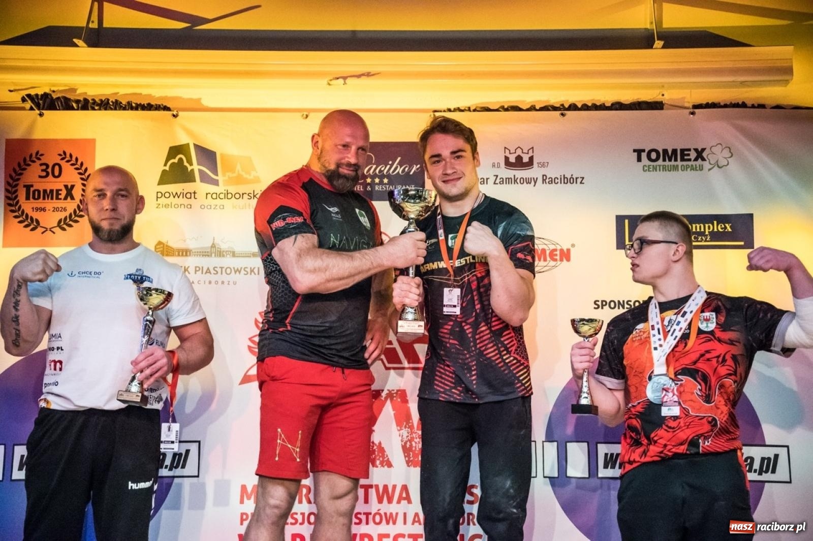 Zdjęcie w galerii na portalu naszraciborz.pl: Racibórz areną krajowej rywalizacji. Na zamku trwają XXVI Mistrzostwa Polski w Armwrestlingu wiadomości z regionu