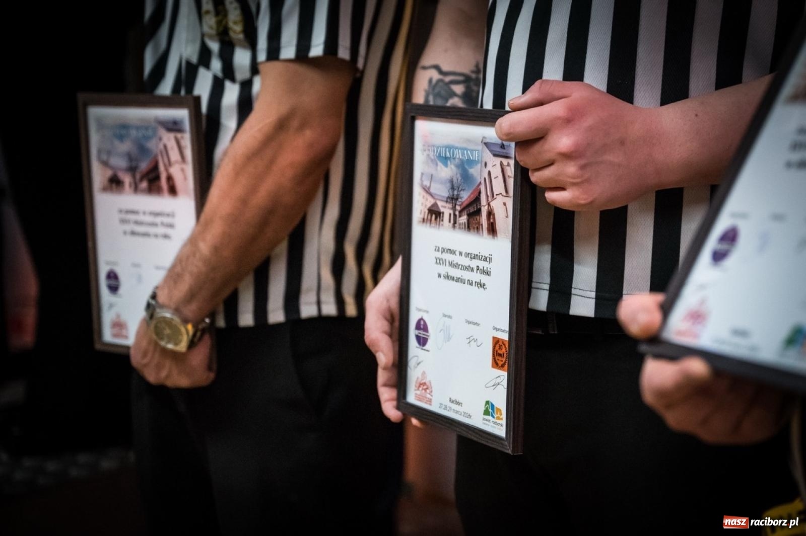 Zdjęcie w galerii na portalu naszraciborz.pl: Racibórz areną krajowej rywalizacji. Na zamku trwają XXVI Mistrzostwa Polski w Armwrestlingu wiadomości z regionu