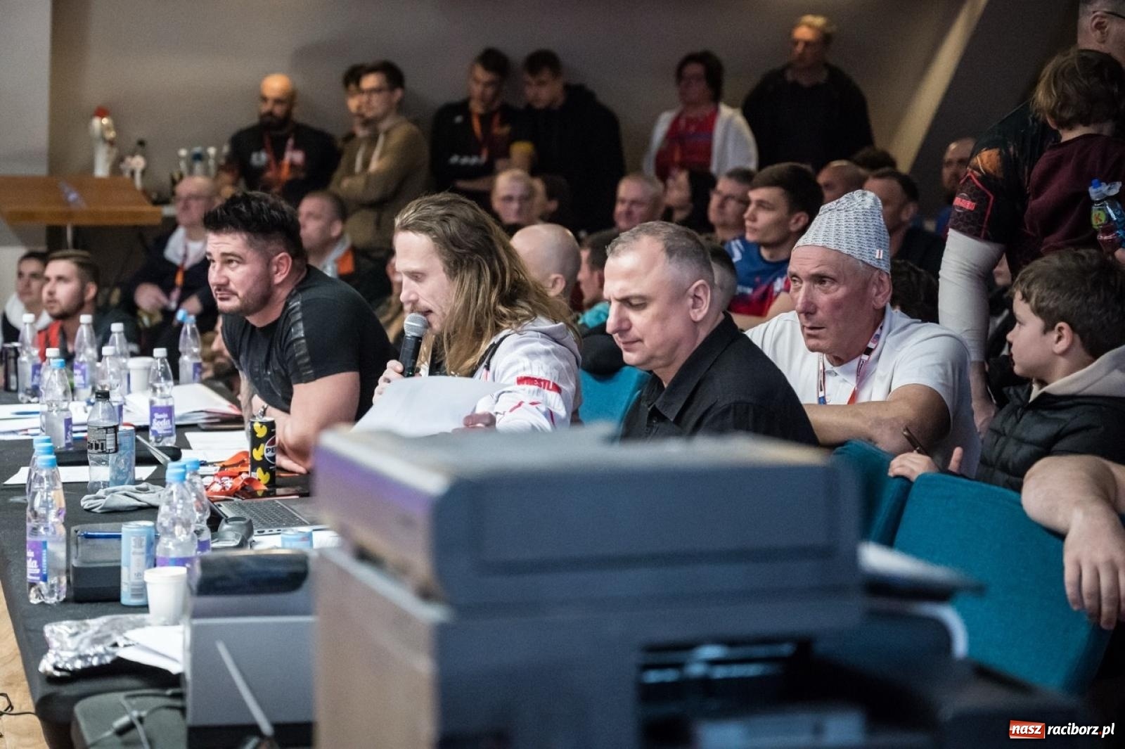 Zdjęcie w galerii na portalu naszraciborz.pl: Racibórz areną krajowej rywalizacji. Na zamku trwają XXVI Mistrzostwa Polski w Armwrestlingu wiadomości z regionu