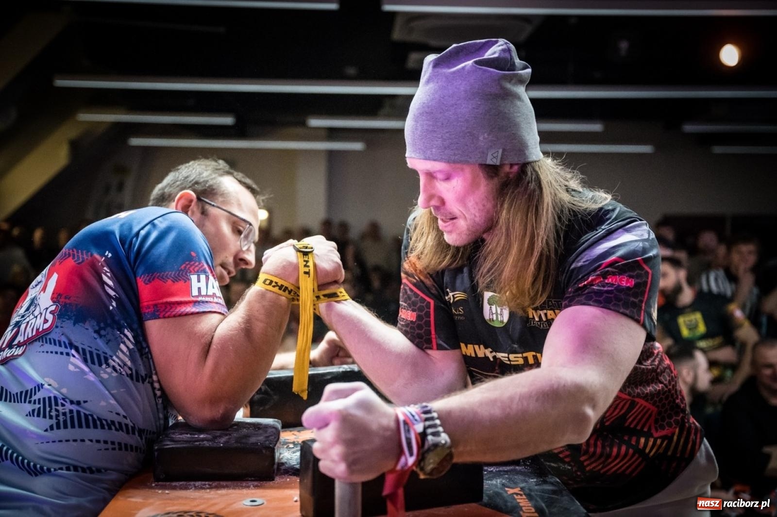 Zdjęcie w galerii na portalu naszraciborz.pl: Racibórz areną krajowej rywalizacji. Na zamku trwają XXVI Mistrzostwa Polski w Armwrestlingu wiadomości z regionu