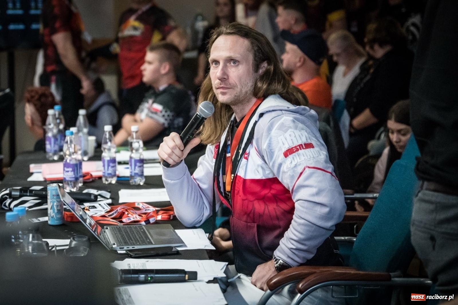 Zdjęcie w galerii na portalu naszraciborz.pl: Racibórz areną krajowej rywalizacji. Na zamku trwają XXVI Mistrzostwa Polski w Armwrestlingu wiadomości z regionu