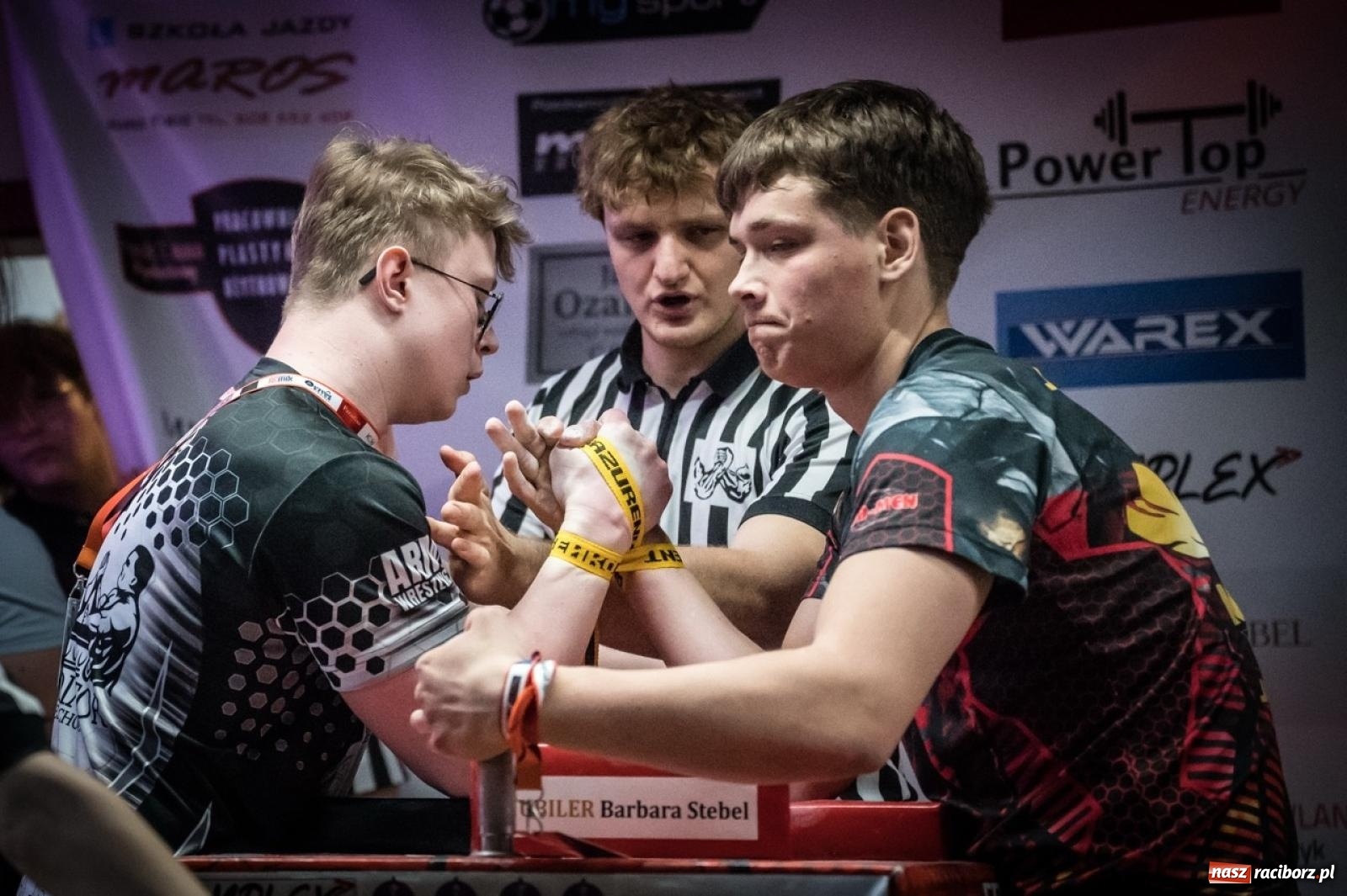 Zdjęcie w galerii na portalu naszraciborz.pl: Racibórz areną krajowej rywalizacji. Na zamku trwają XXVI Mistrzostwa Polski w Armwrestlingu wiadomości z regionu