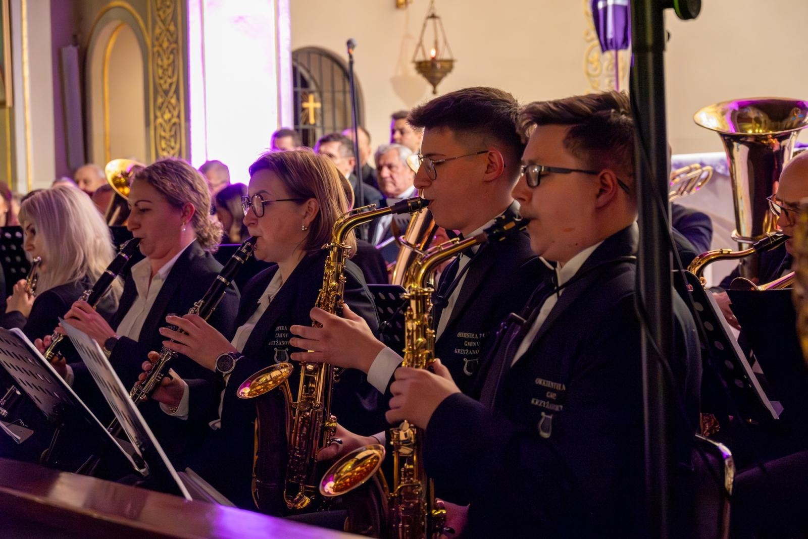 Zdjęcie w galerii na portalu naszraciborz.pl: Oratorium Pasyjne w Zabełkowie. Muzyczne i duchowe wydarzenie w kościele św. Jadwigi wiadomości z regionu