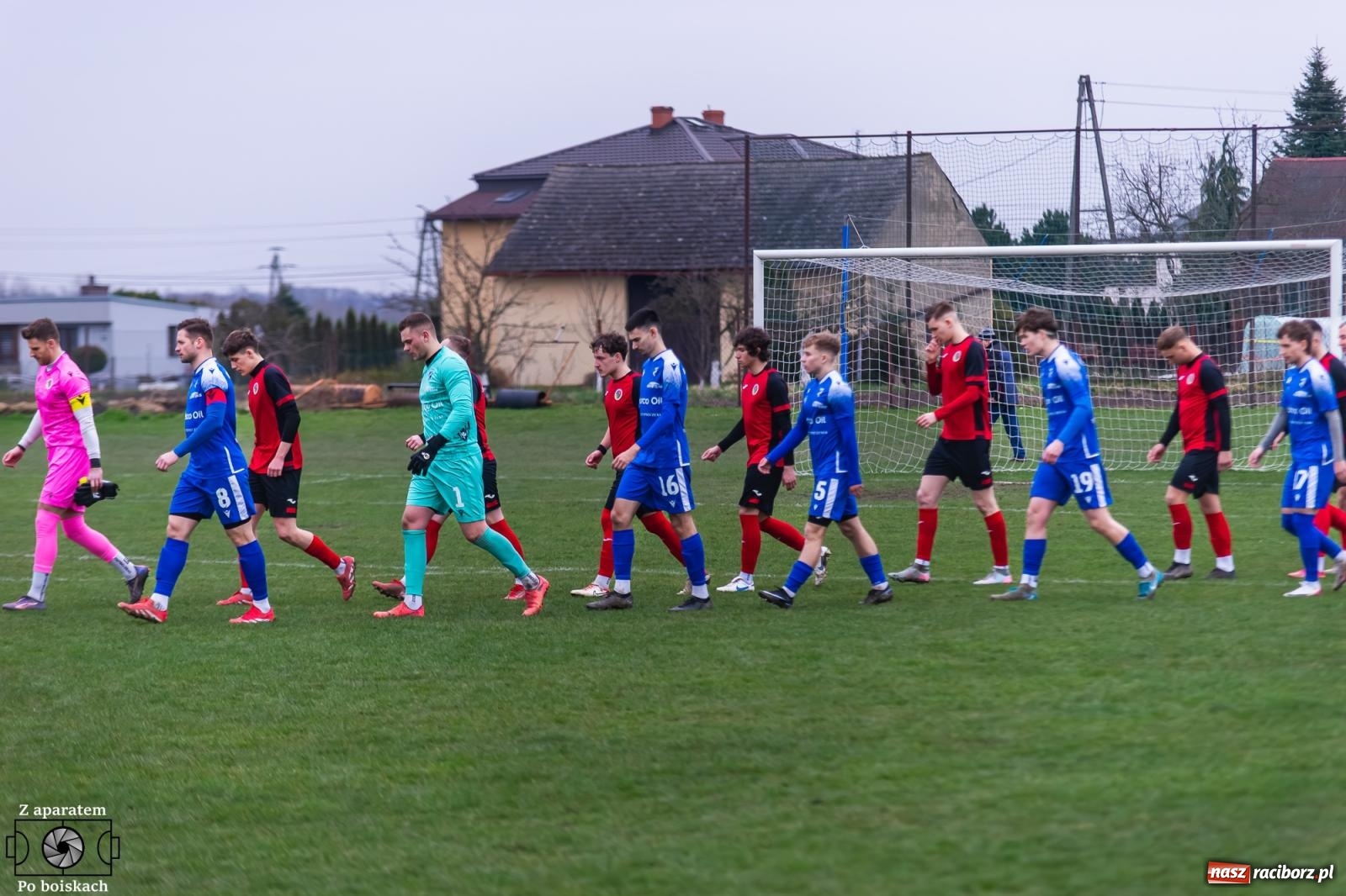 Zdjęcie w galerii na portalu naszraciborz.pl: Niewykorzystane okazje i spóźniona pogoń. Podział punktów w derbach [FOTO] wiadomości z regionu