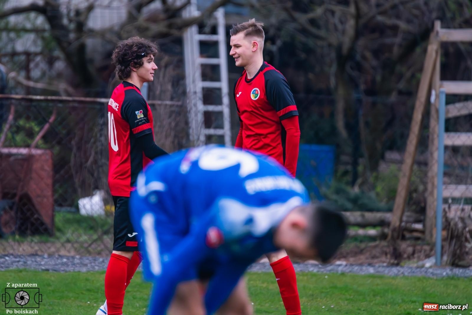 Zdjęcie w galerii na portalu naszraciborz.pl: Niewykorzystane okazje i spóźniona pogoń. Podział punktów w derbach [FOTO] wiadomości z regionu