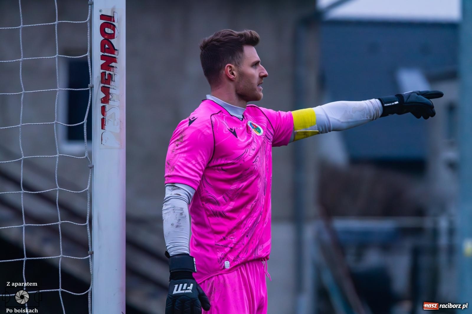 Zdjęcie w galerii na portalu naszraciborz.pl: Niewykorzystane okazje i spóźniona pogoń. Podział punktów w derbach [FOTO] wiadomości z regionu