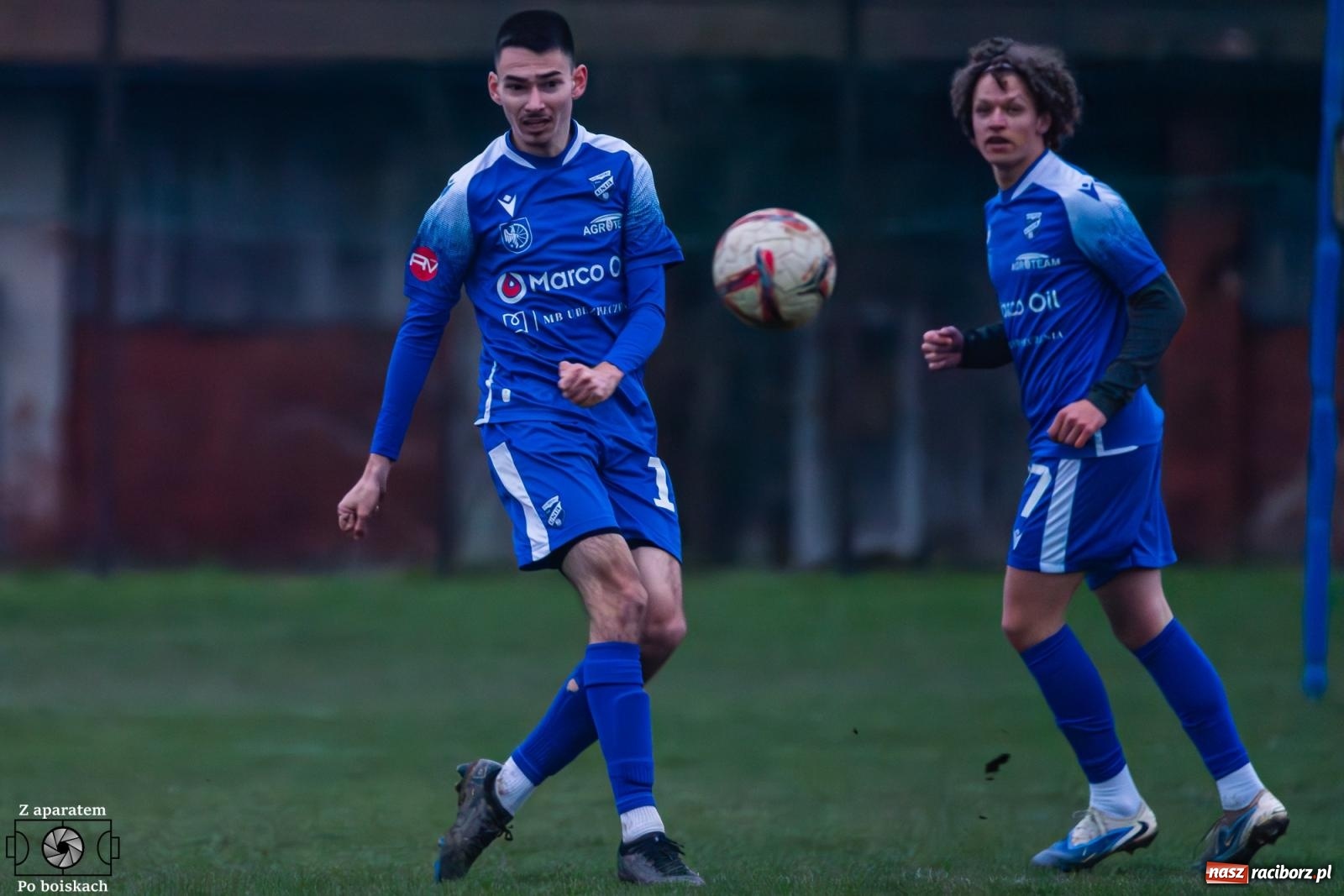 Zdjęcie w galerii na portalu naszraciborz.pl: Niewykorzystane okazje i spóźniona pogoń. Podział punktów w derbach [FOTO] wiadomości z regionu