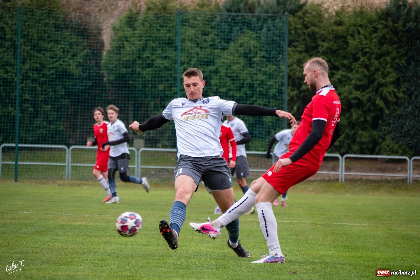 Zdjęcie w galerii na portalu naszraciborz.pl: Dziewięć goli i wielkie emocje. Nędza przegrywa po thrillerze [FOTO] wiadomości z regionu