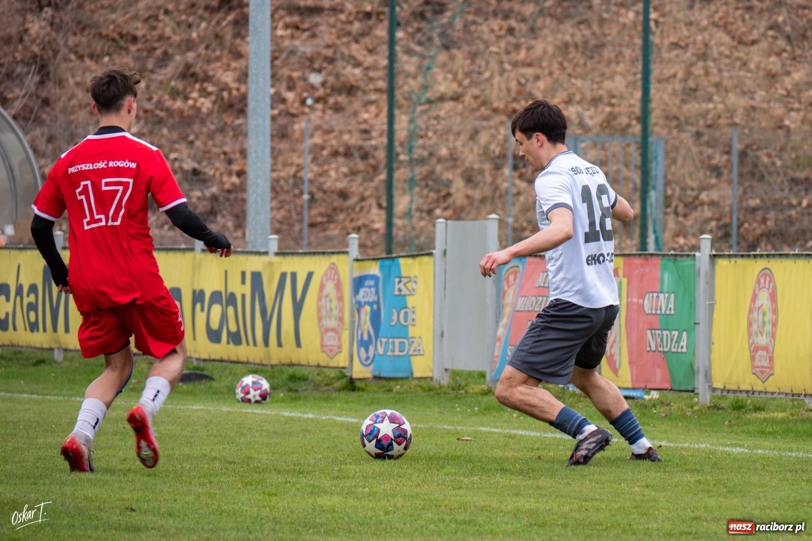Zdjęcie w galerii na portalu naszraciborz.pl: Dziewięć goli i wielkie emocje. Nędza przegrywa po thrillerze [FOTO] wiadomości z regionu