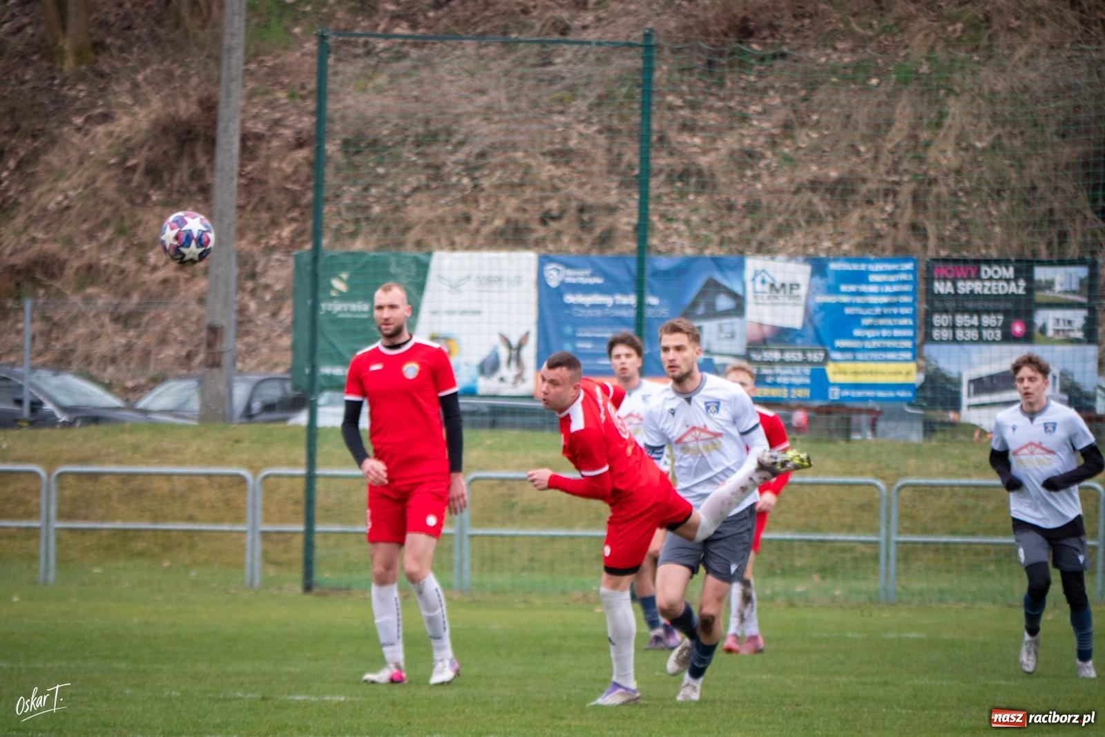 Zdjęcie w galerii na portalu naszraciborz.pl: Dziewięć goli i wielkie emocje. Nędza przegrywa po thrillerze [FOTO] wiadomości z regionu