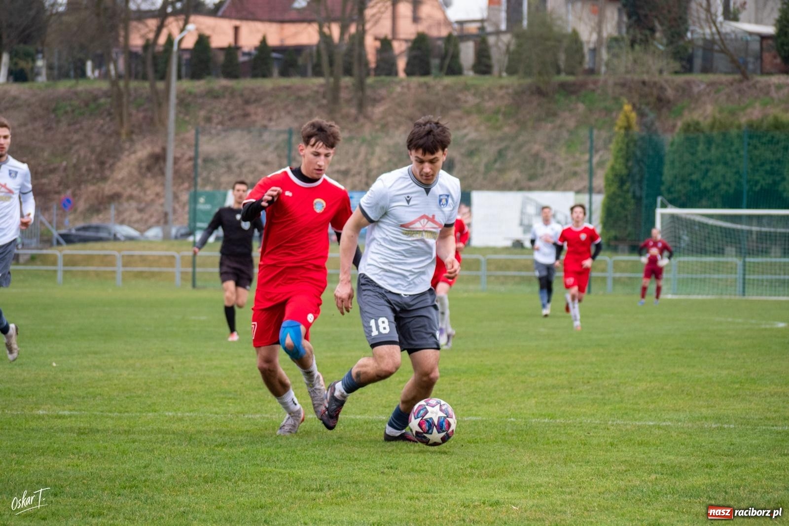 Zdjęcie w galerii na portalu naszraciborz.pl: Dziewięć goli i wielkie emocje. Nędza przegrywa po thrillerze [FOTO] wiadomości z regionu