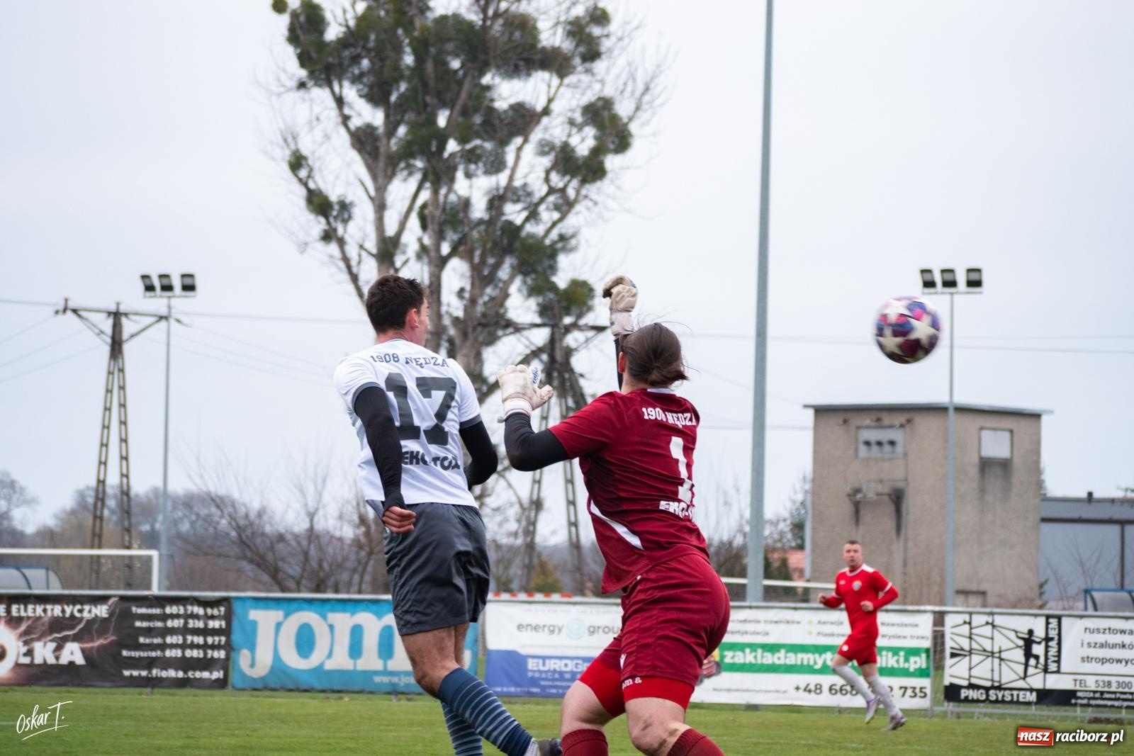 Zdjęcie w galerii na portalu naszraciborz.pl: Dziewięć goli i wielkie emocje. Nędza przegrywa po thrillerze [FOTO] wiadomości z regionu