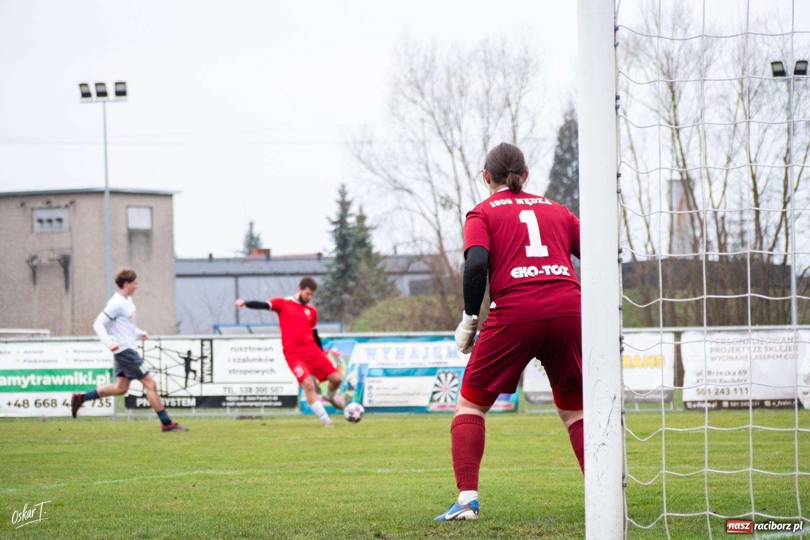 Zdjęcie w galerii na portalu naszraciborz.pl: Dziewięć goli i wielkie emocje. Nędza przegrywa po thrillerze [FOTO] wiadomości z regionu