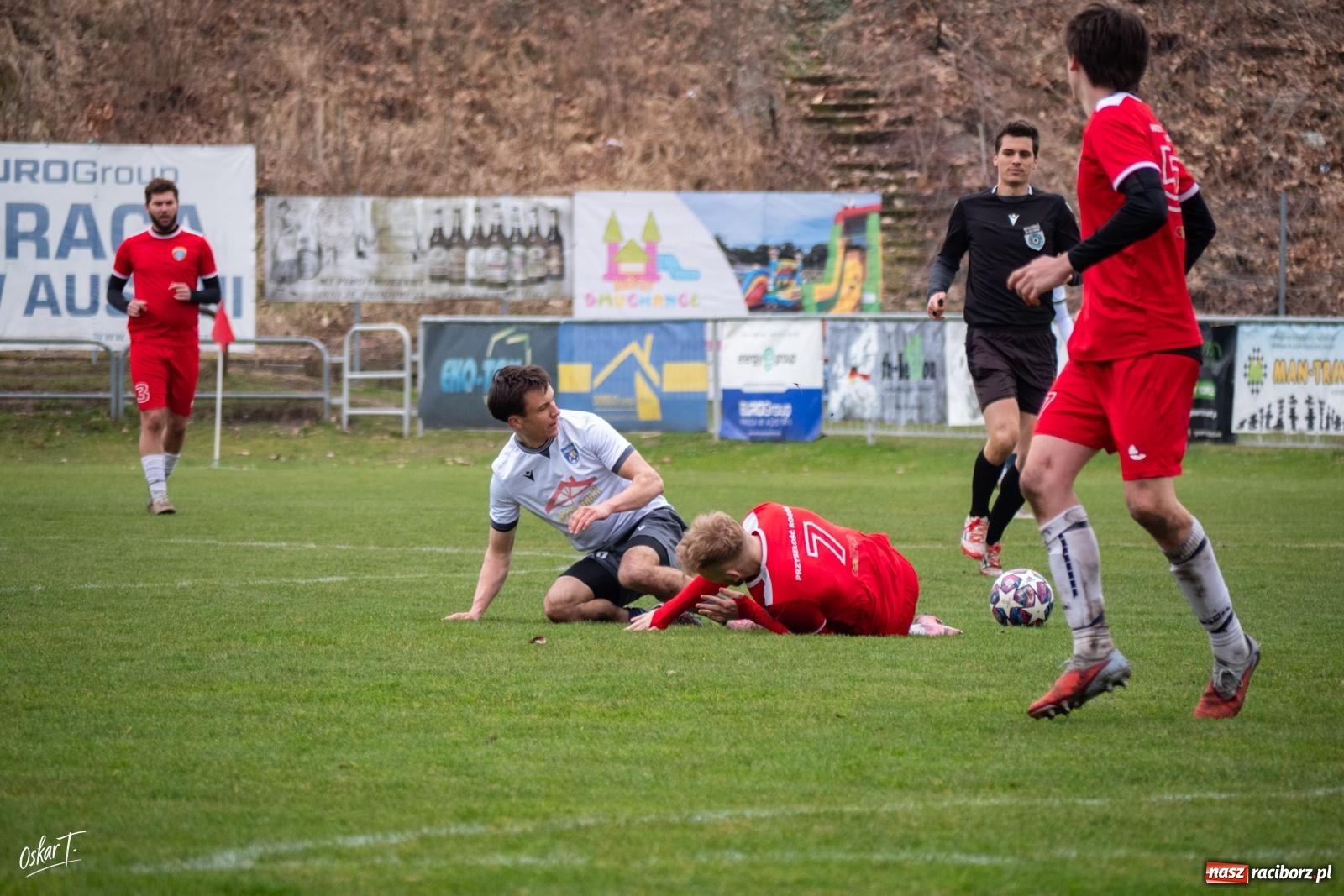 Zdjęcie w galerii na portalu naszraciborz.pl: Dziewięć goli i wielkie emocje. Nędza przegrywa po thrillerze [FOTO] wiadomości z regionu