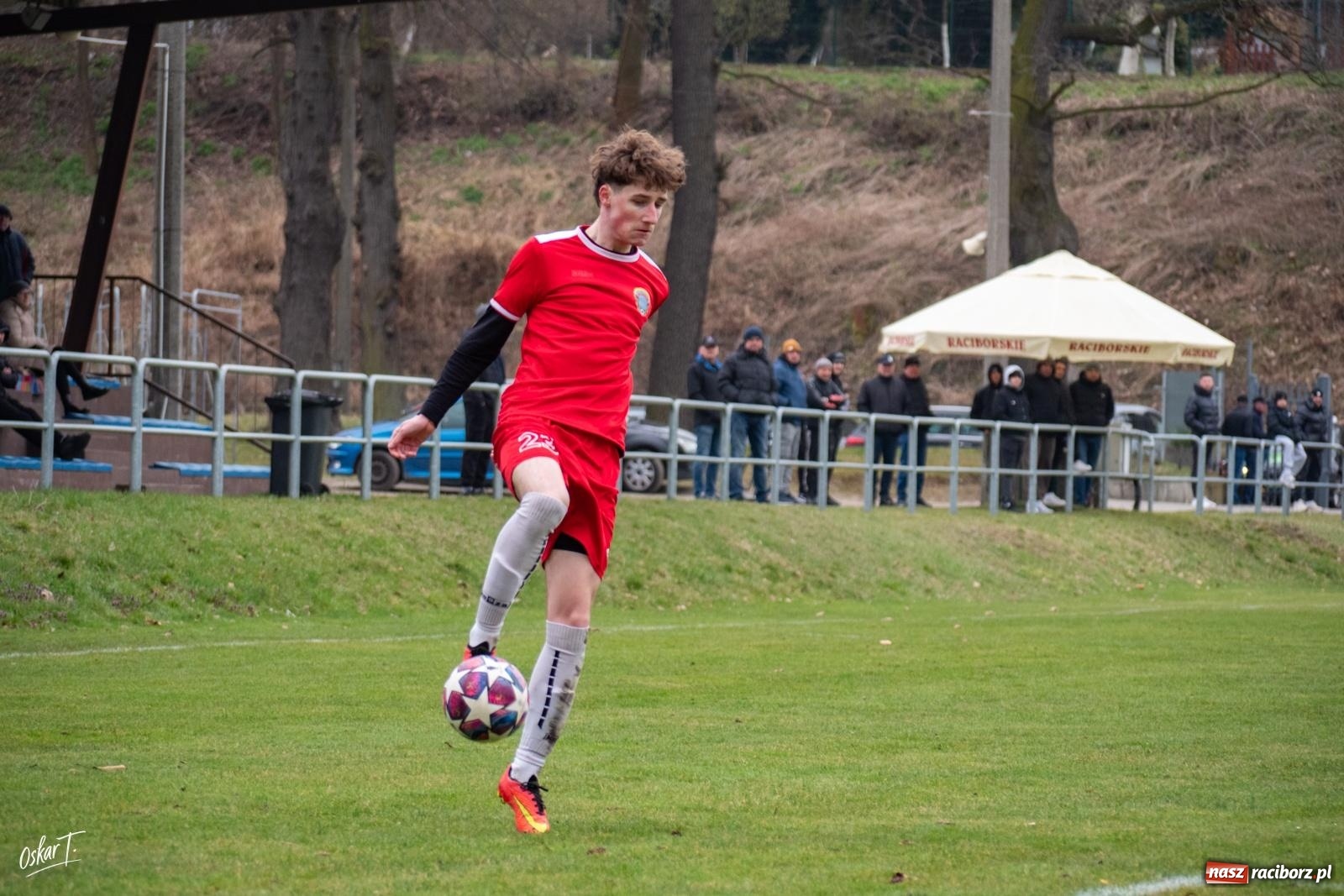 Zdjęcie w galerii na portalu naszraciborz.pl: Dziewięć goli i wielkie emocje. Nędza przegrywa po thrillerze [FOTO] wiadomości z regionu