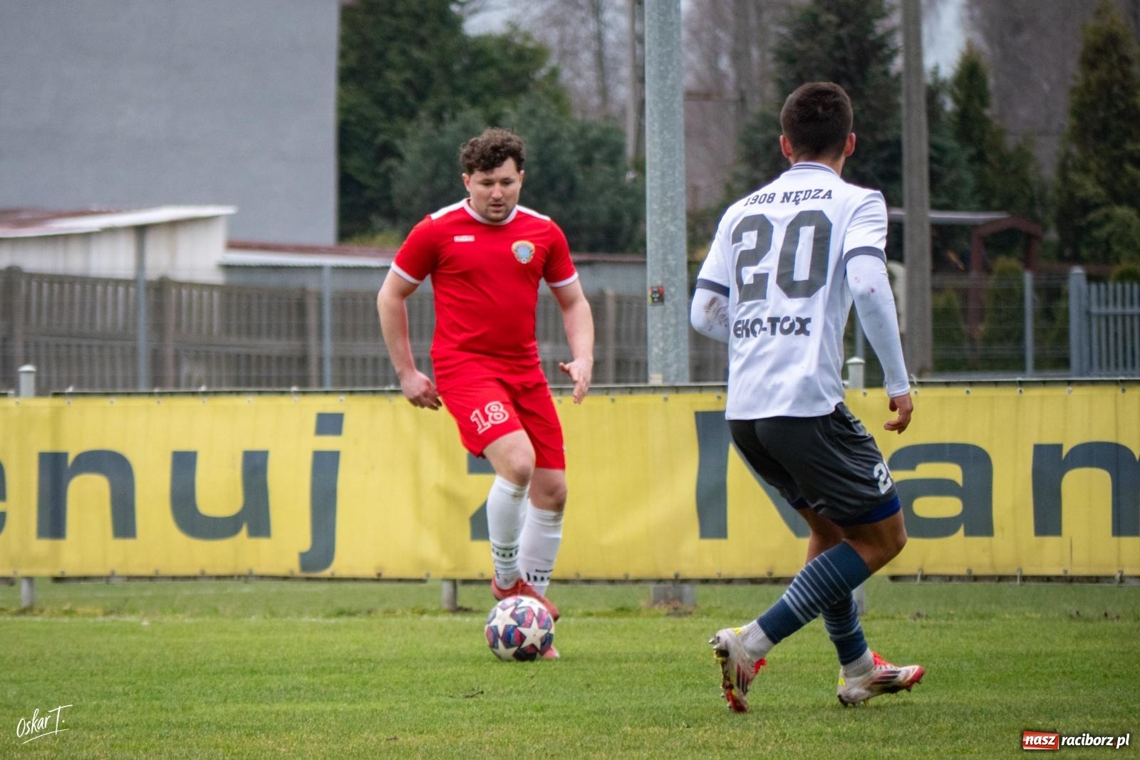 Zdjęcie w galerii na portalu naszraciborz.pl: Dziewięć goli i wielkie emocje. Nędza przegrywa po thrillerze [FOTO] wiadomości z regionu