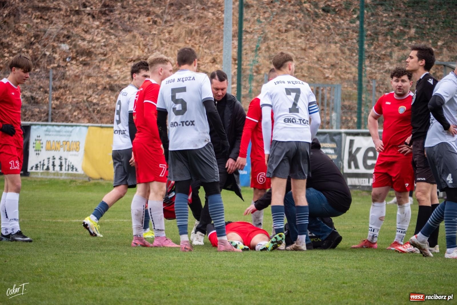 Zdjęcie w galerii na portalu naszraciborz.pl: Dziewięć goli i wielkie emocje. Nędza przegrywa po thrillerze [FOTO] wiadomości z regionu