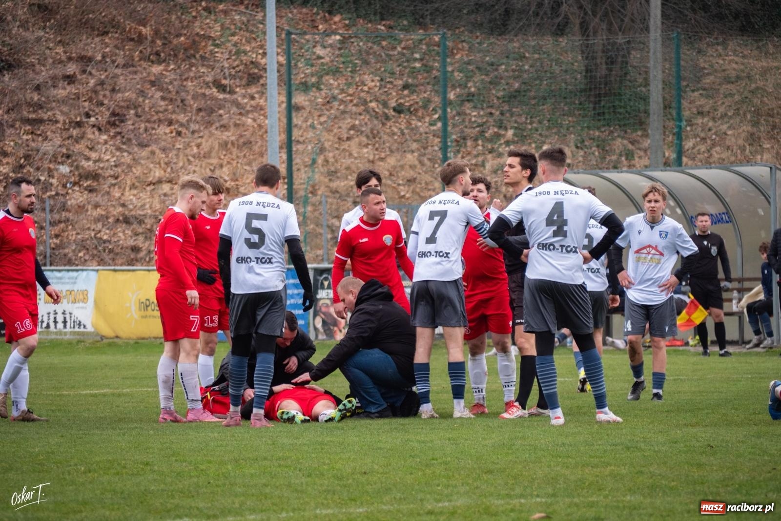 Zdjęcie w galerii na portalu naszraciborz.pl: Dziewięć goli i wielkie emocje. Nędza przegrywa po thrillerze [FOTO] wiadomości z regionu