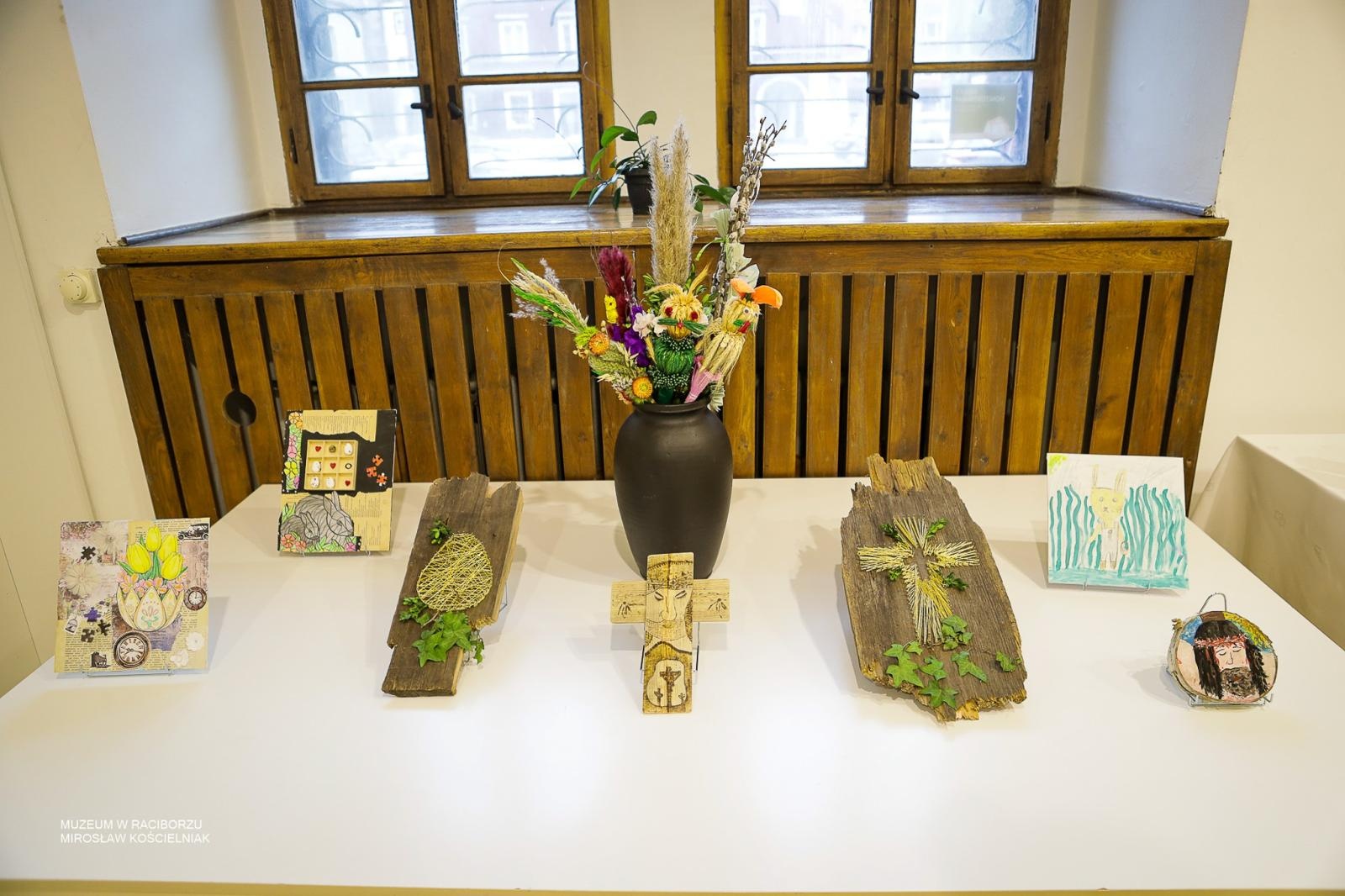 Zdjęcie w galerii na portalu naszraciborz.pl: Rozstrzygnięto XX Powiatowy Konkurs Wielkanocny w Raciborzu wiadomości z regionu