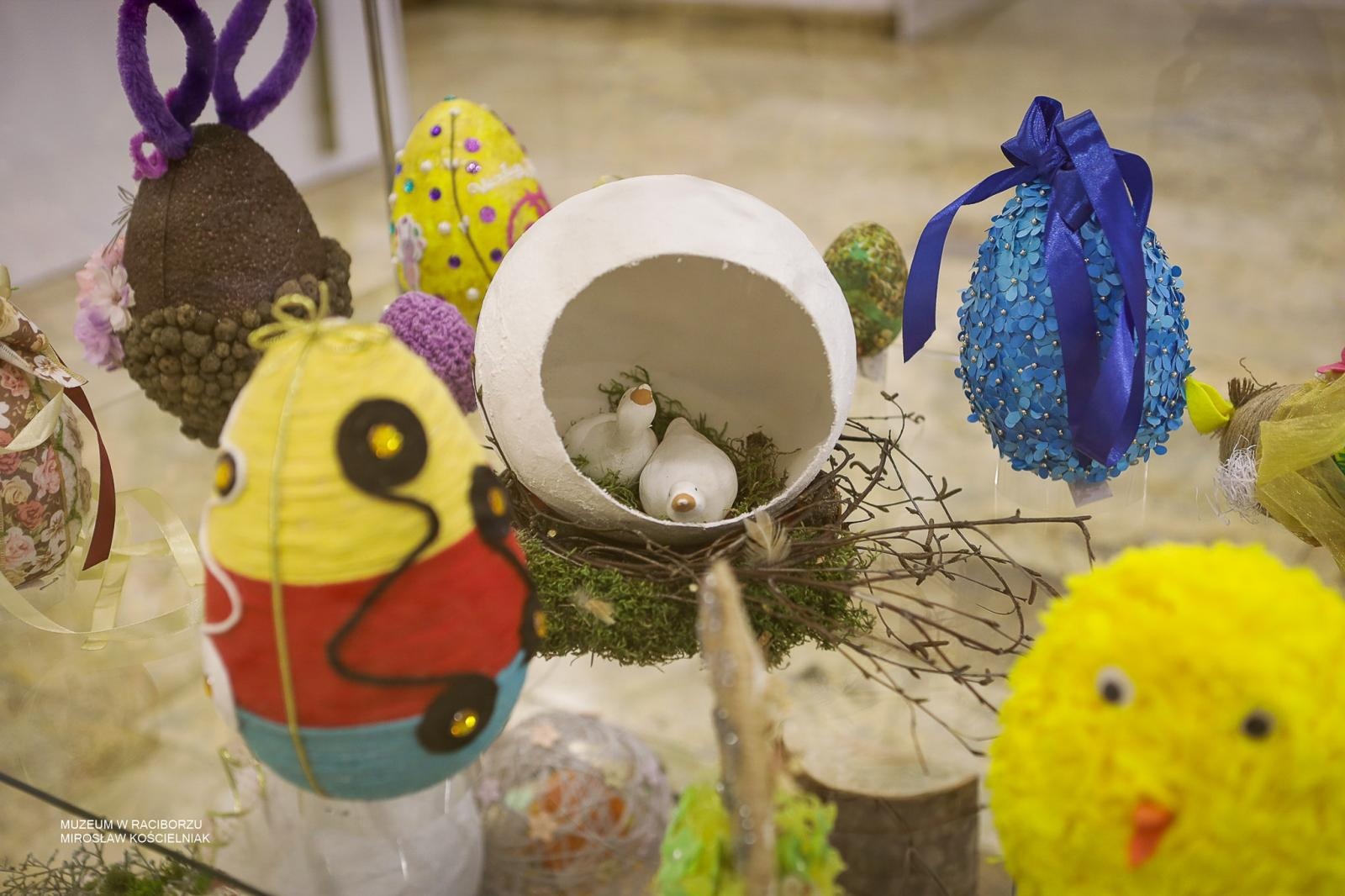 Zdjęcie w galerii na portalu naszraciborz.pl: Rozstrzygnięto XX Powiatowy Konkurs Wielkanocny w Raciborzu wiadomości z regionu