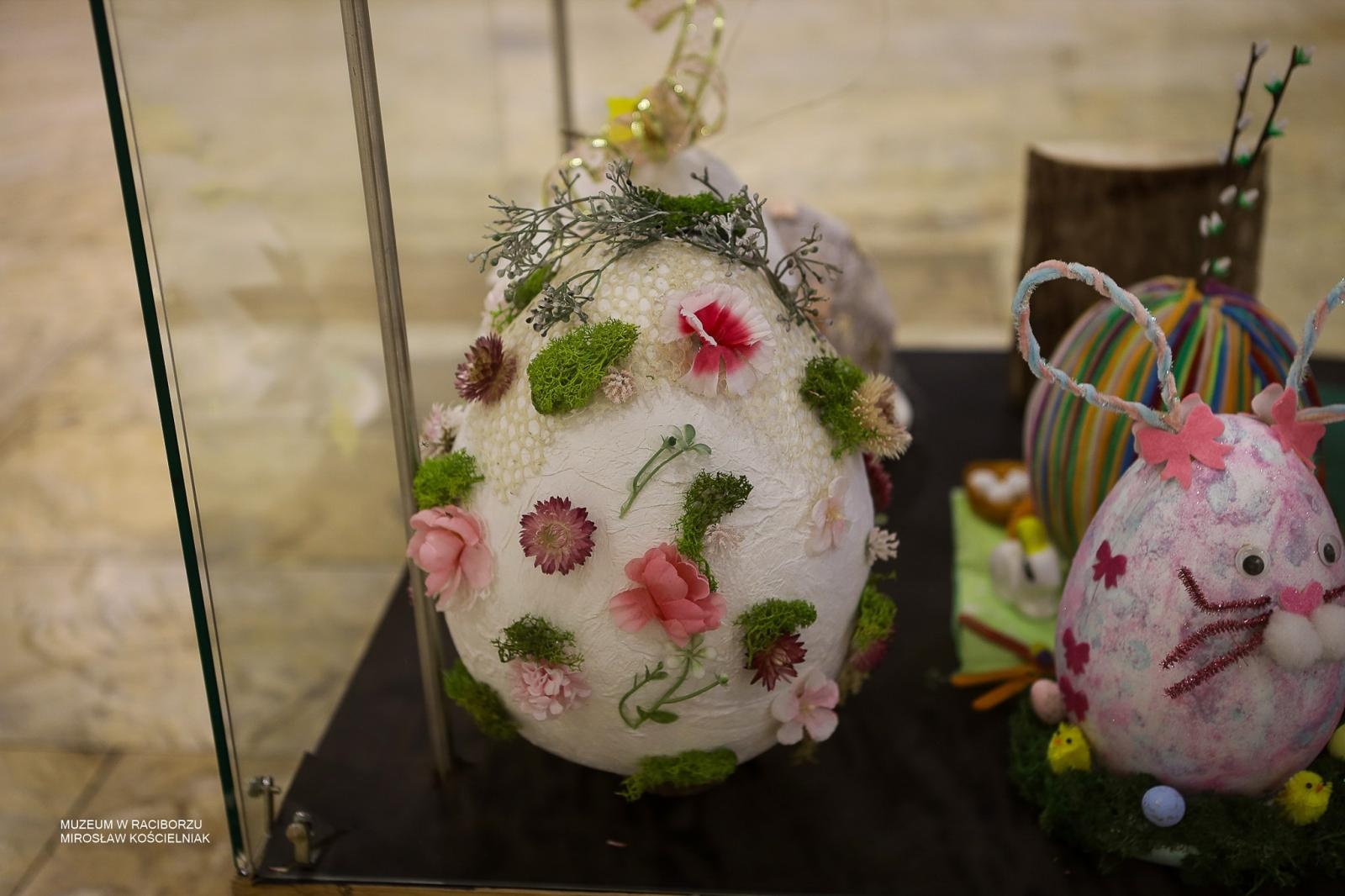 Zdjęcie w galerii na portalu naszraciborz.pl: Rozstrzygnięto XX Powiatowy Konkurs Wielkanocny w Raciborzu wiadomości z regionu