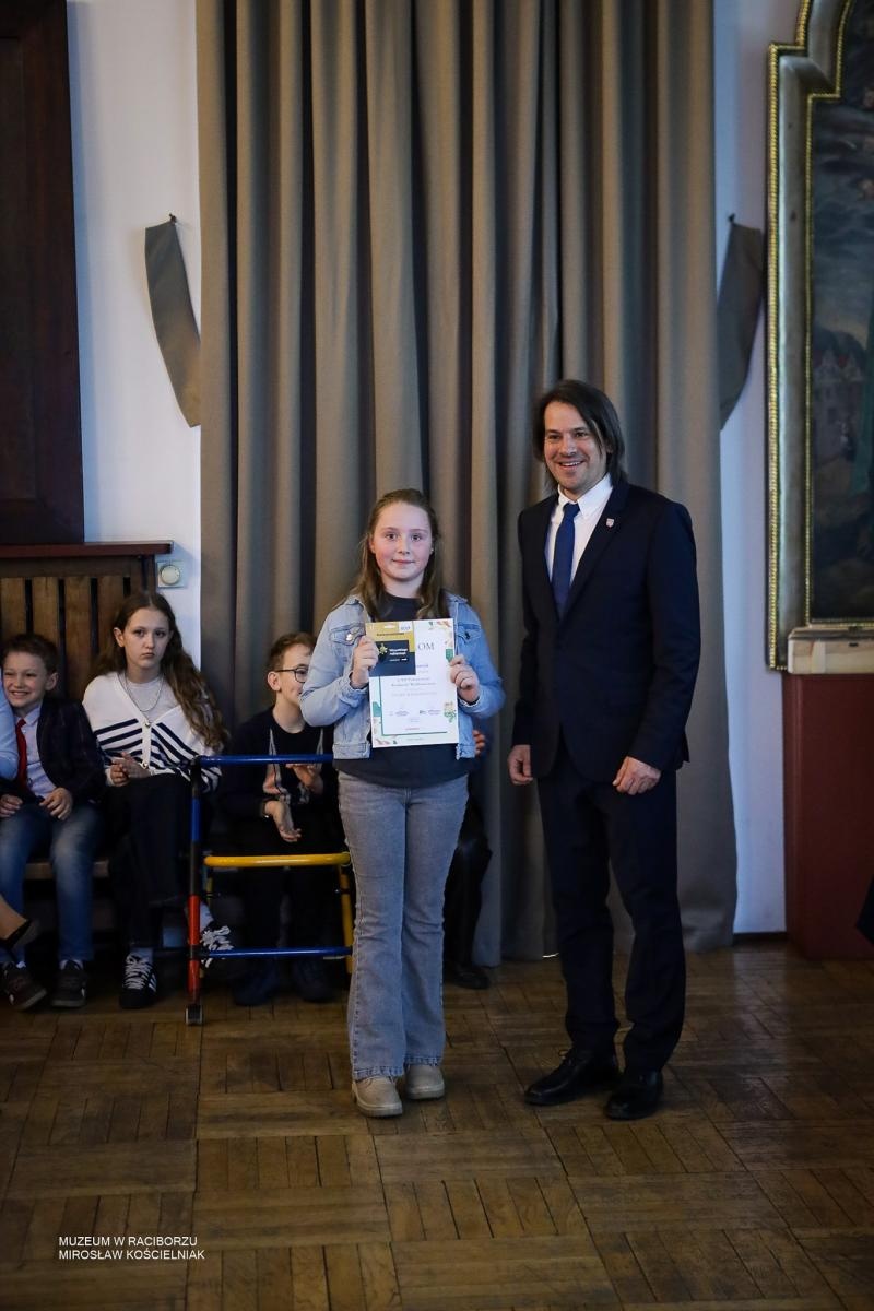 Zdjęcie w galerii na portalu naszraciborz.pl: Rozstrzygnięto XX Powiatowy Konkurs Wielkanocny w Raciborzu wiadomości z regionu