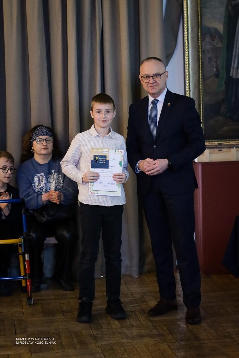 Zdjęcie w galerii na portalu naszraciborz.pl: Rozstrzygnięto XX Powiatowy Konkurs Wielkanocny w Raciborzu wiadomości z regionu