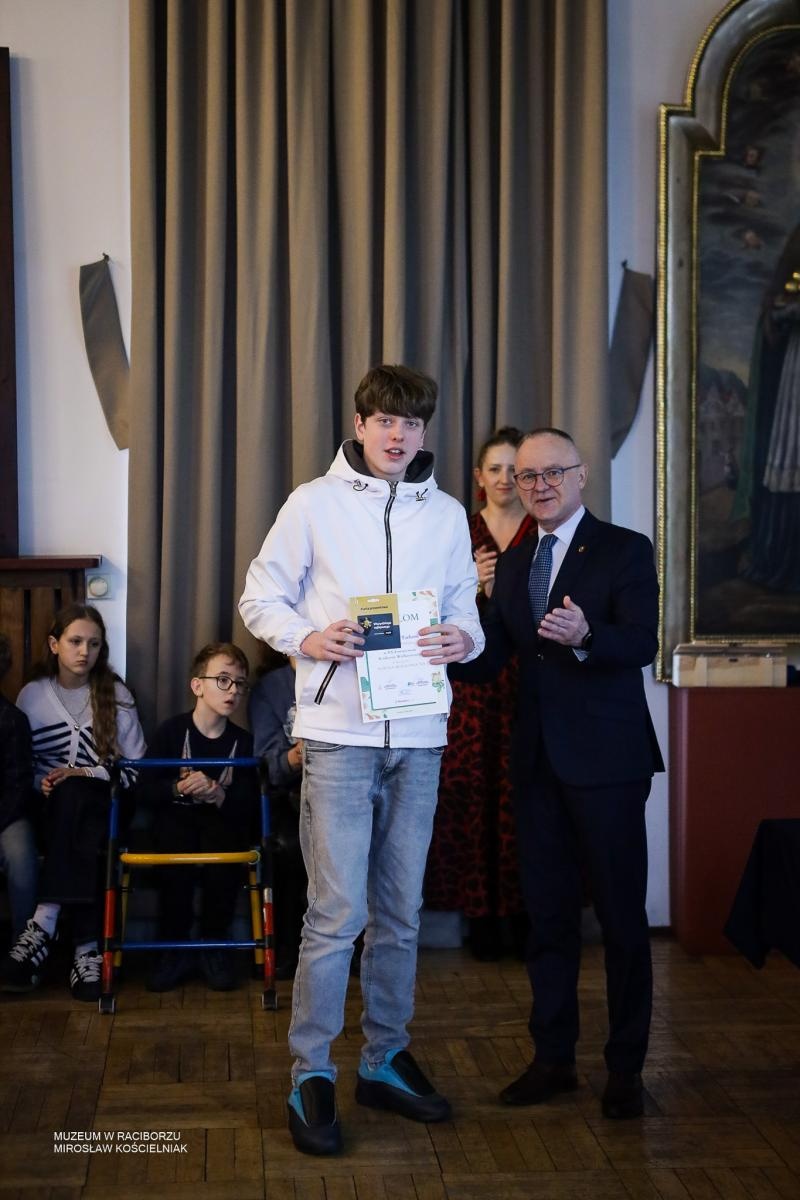 Zdjęcie w galerii na portalu naszraciborz.pl: Rozstrzygnięto XX Powiatowy Konkurs Wielkanocny w Raciborzu wiadomości z regionu