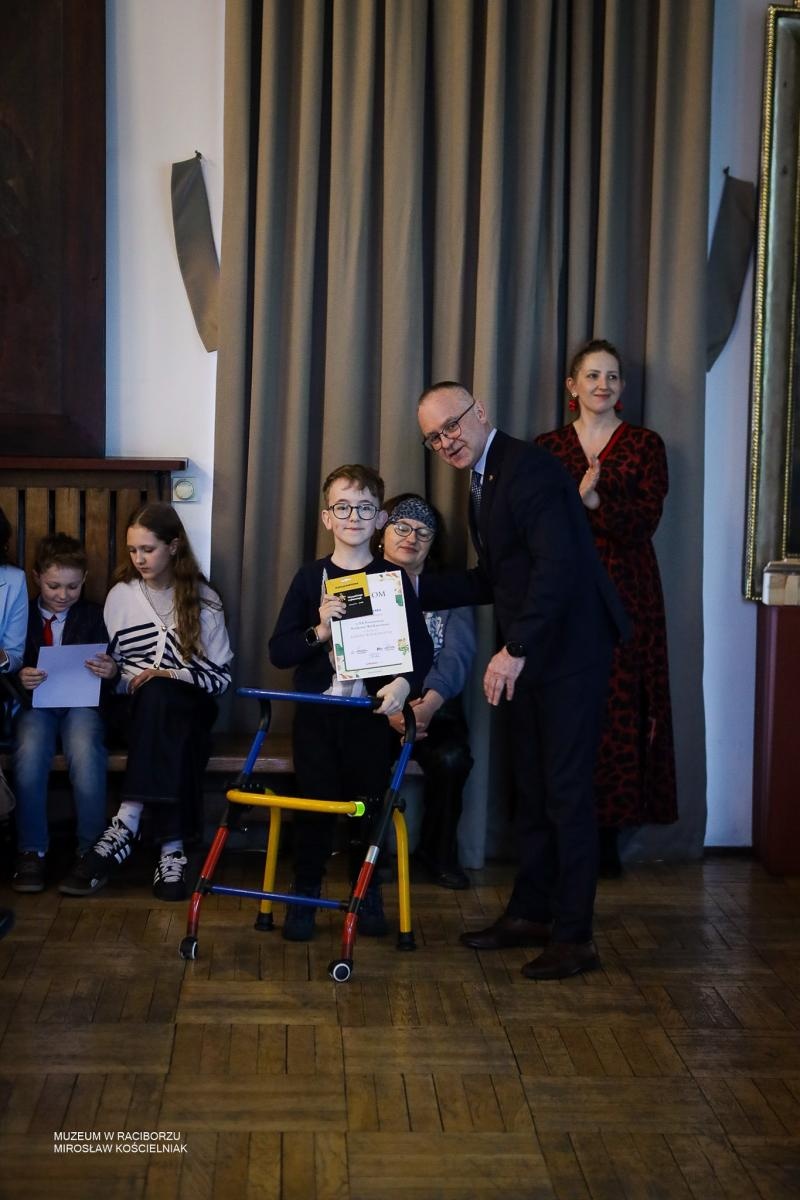 Zdjęcie w galerii na portalu naszraciborz.pl: Rozstrzygnięto XX Powiatowy Konkurs Wielkanocny w Raciborzu wiadomości z regionu