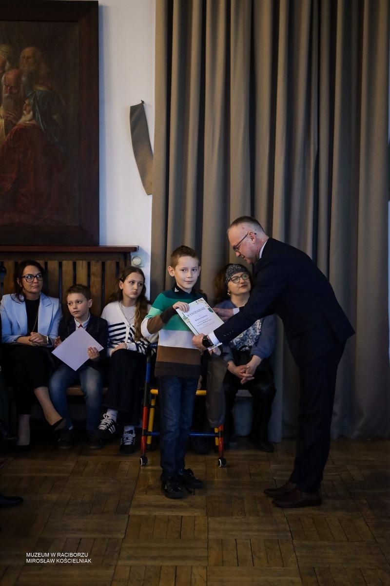 Zdjęcie w galerii na portalu naszraciborz.pl: Rozstrzygnięto XX Powiatowy Konkurs Wielkanocny w Raciborzu wiadomości z regionu